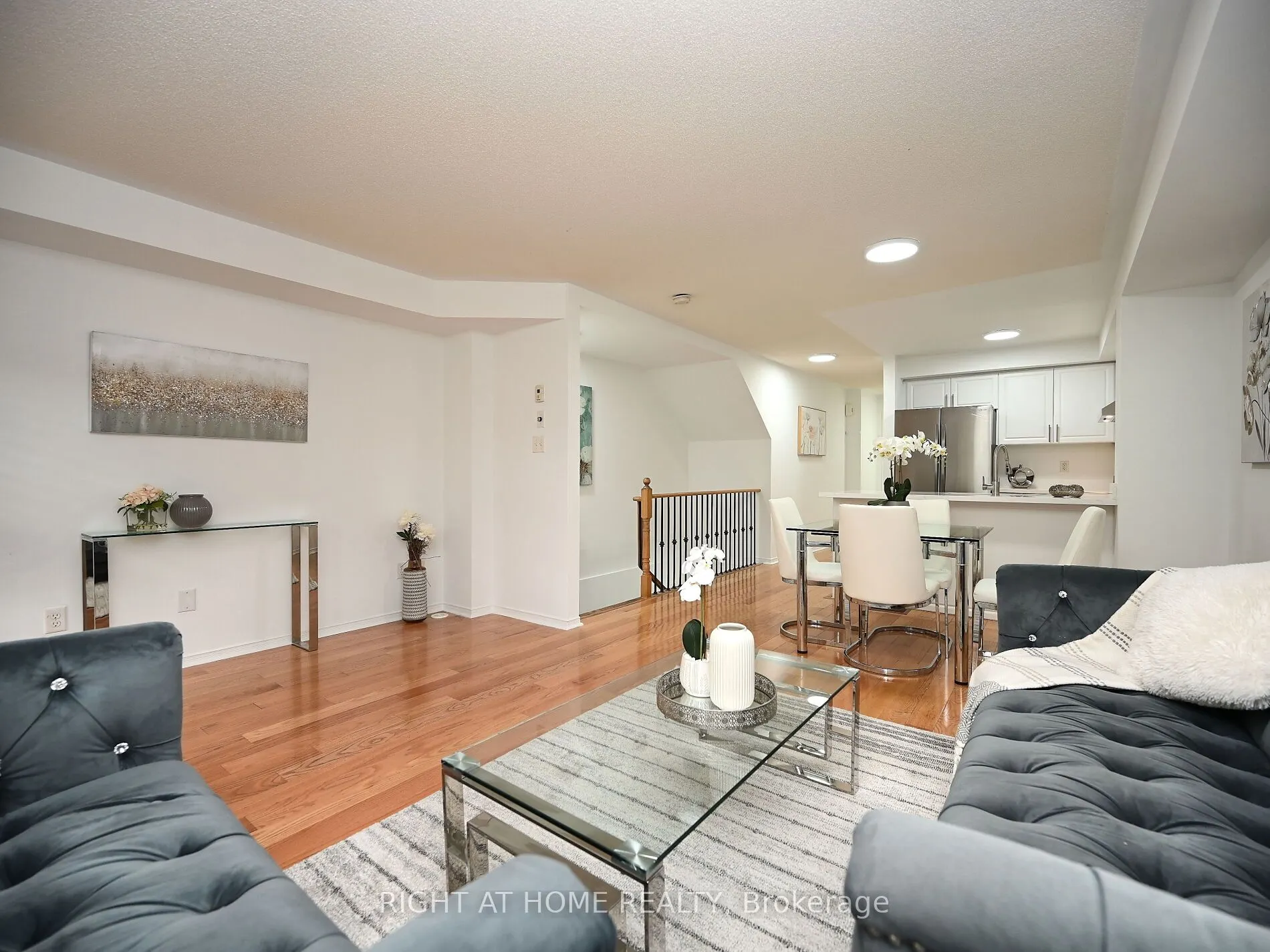 3250 Bentley Drive, #25