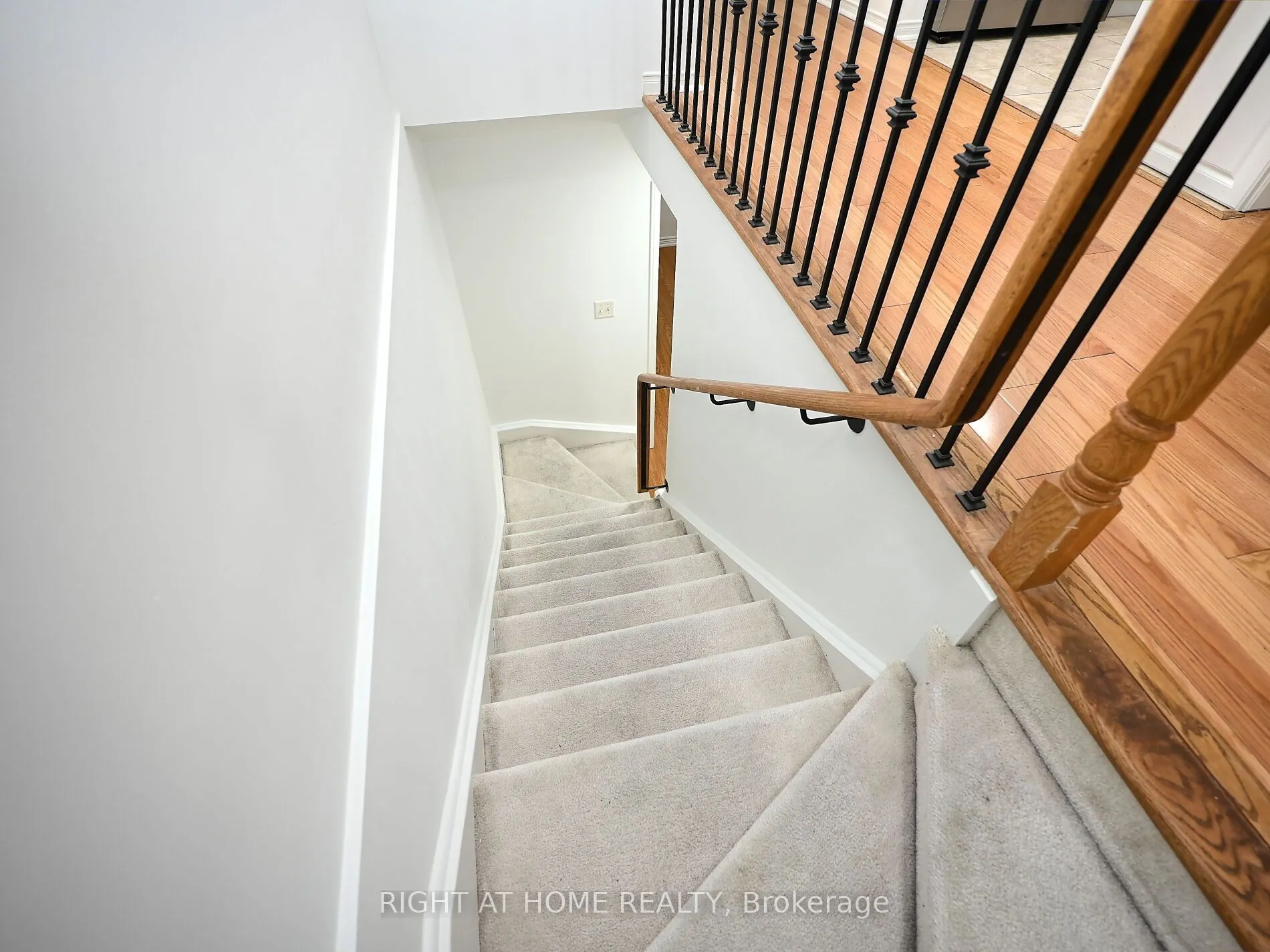 3250 Bentley Drive, #25