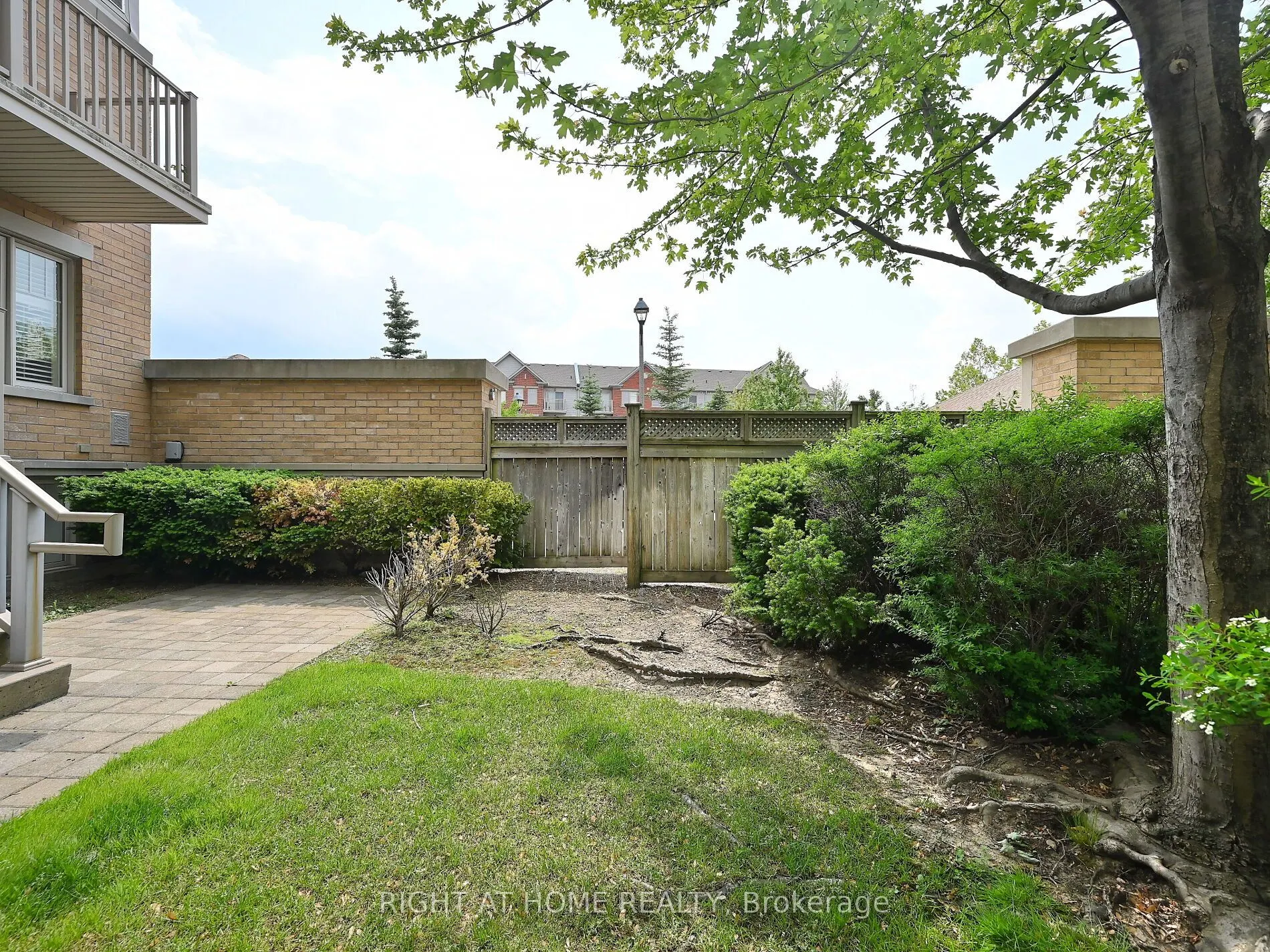 3250 Bentley Drive, #25