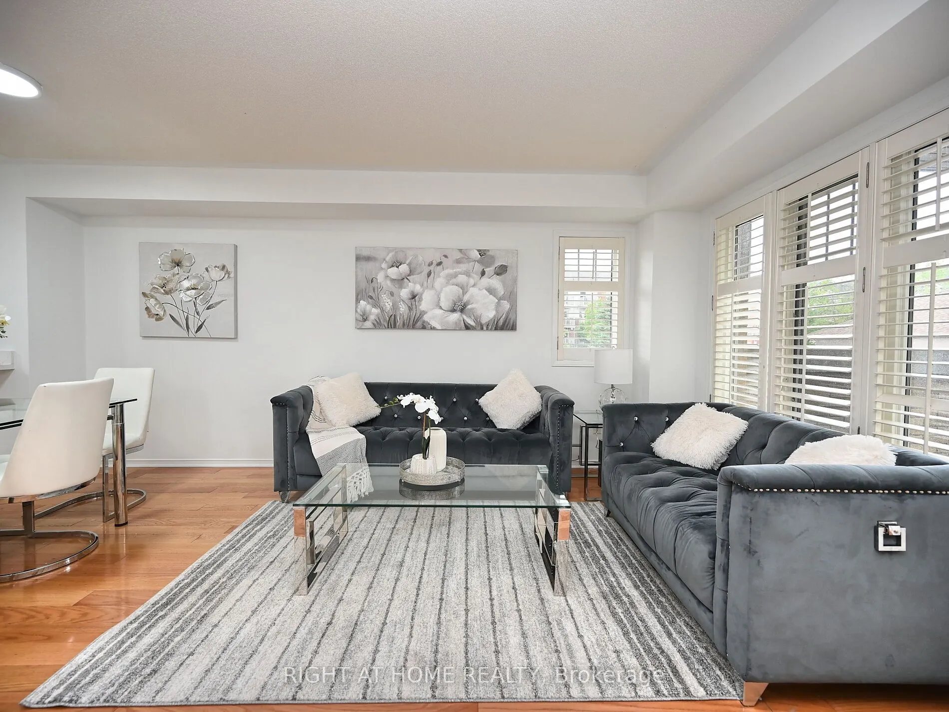 3250 Bentley Drive, #25