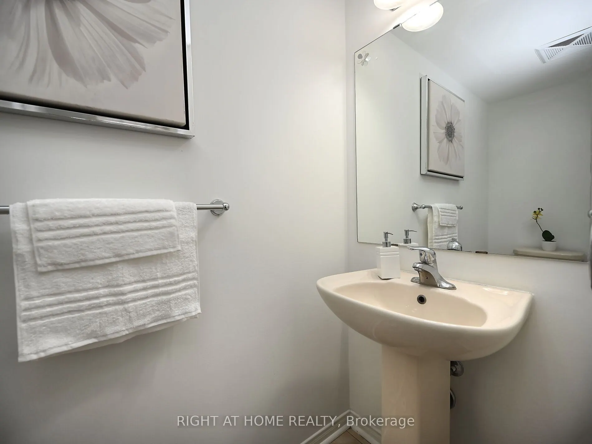 3250 Bentley Drive, #25
