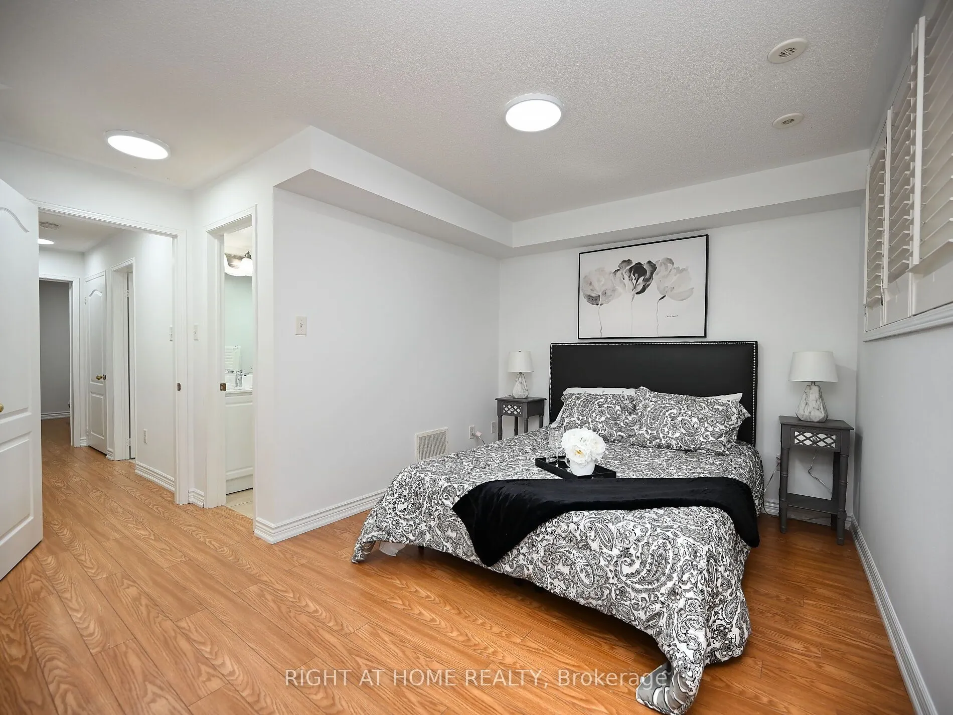 3250 Bentley Drive, #25