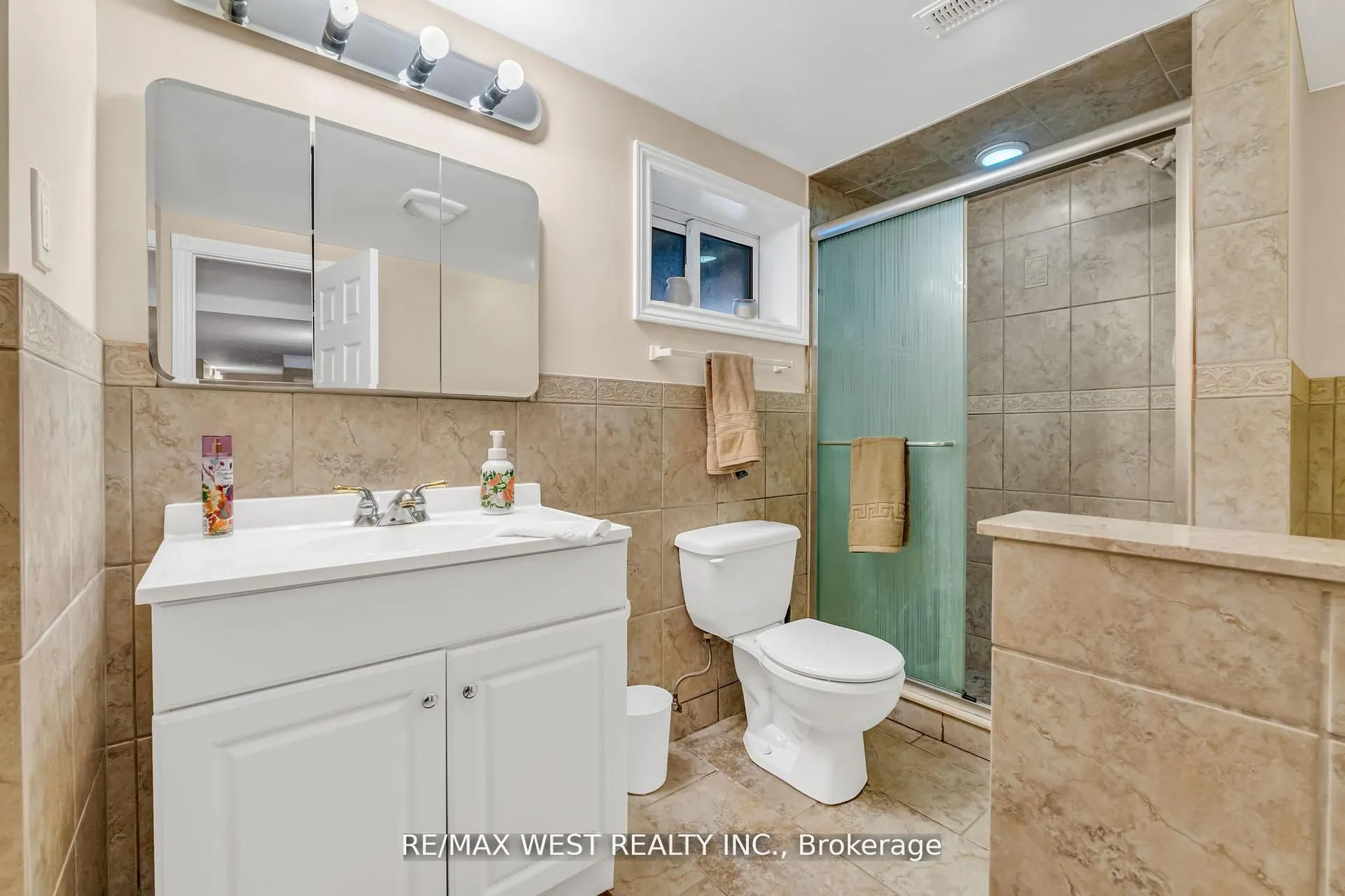 15 Breadner Drive