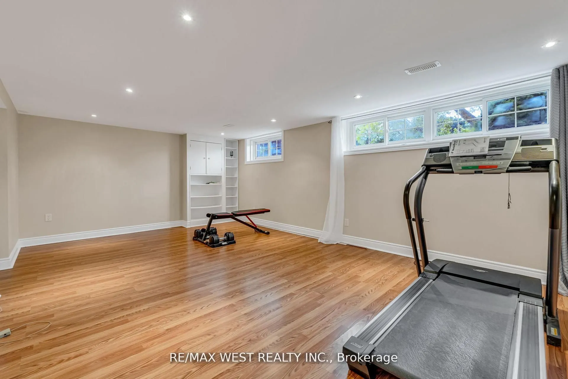 15 Breadner Drive