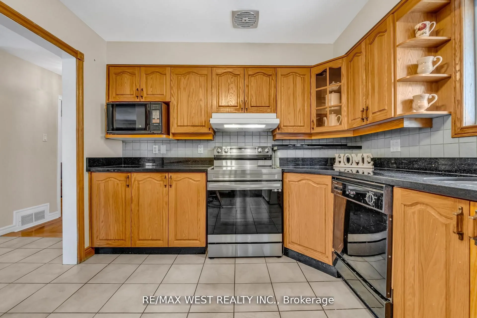 15 Breadner Drive
