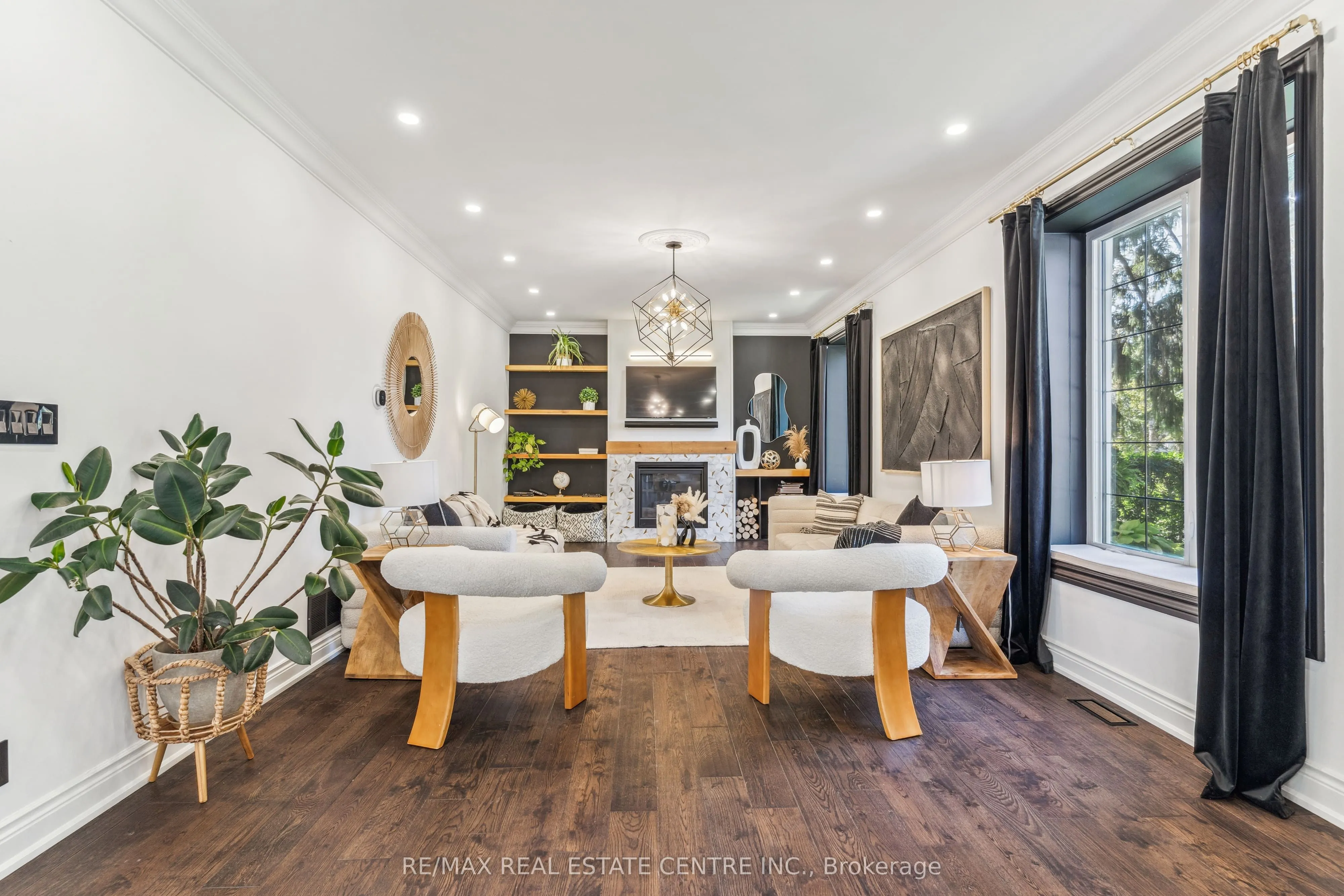 2032 Rebecca Street