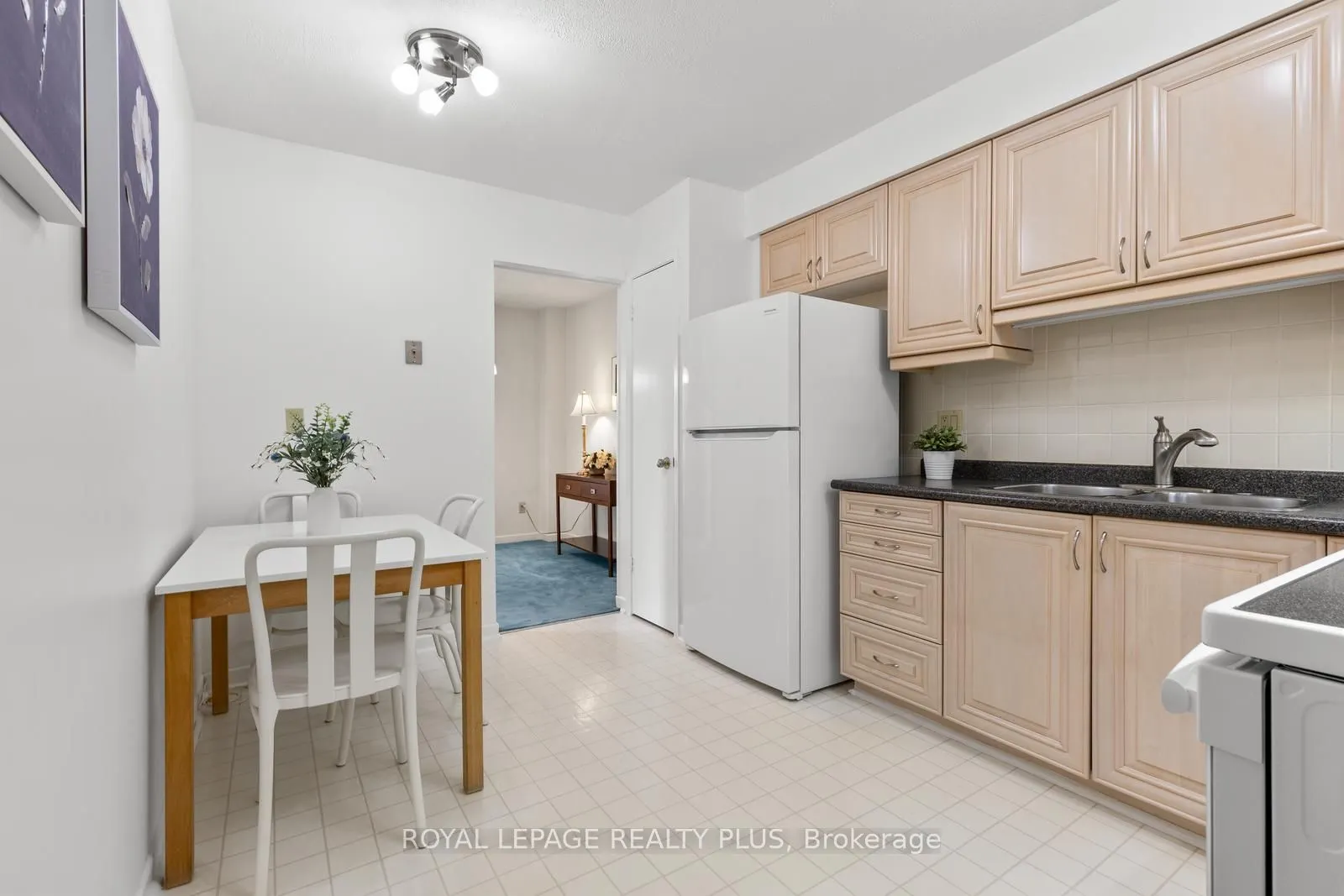 1180 Mississauga Valley Boulevard, #85