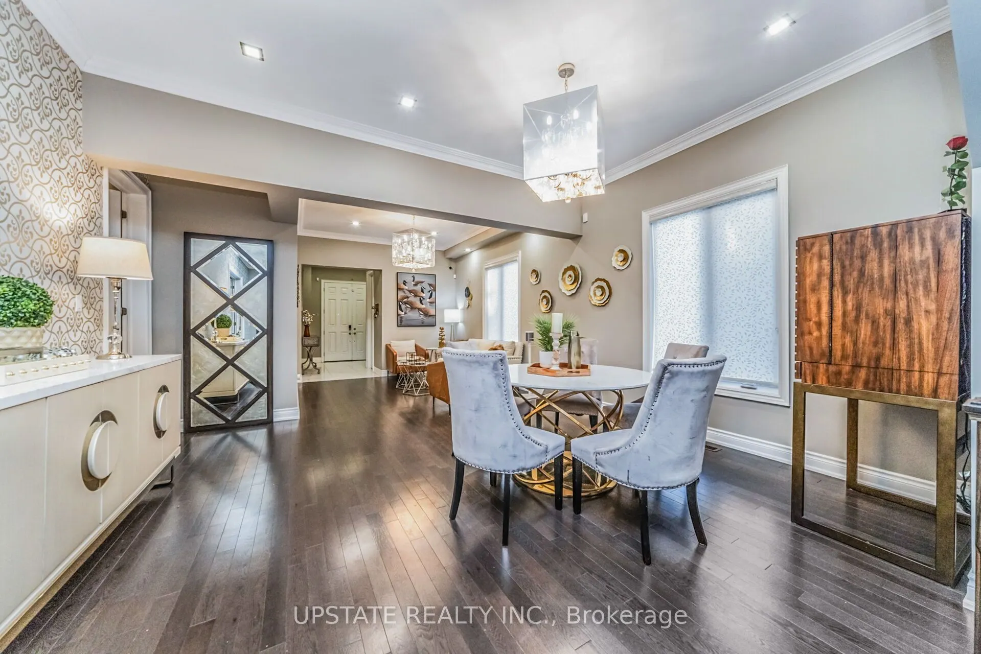 10 VINEYARD Drive