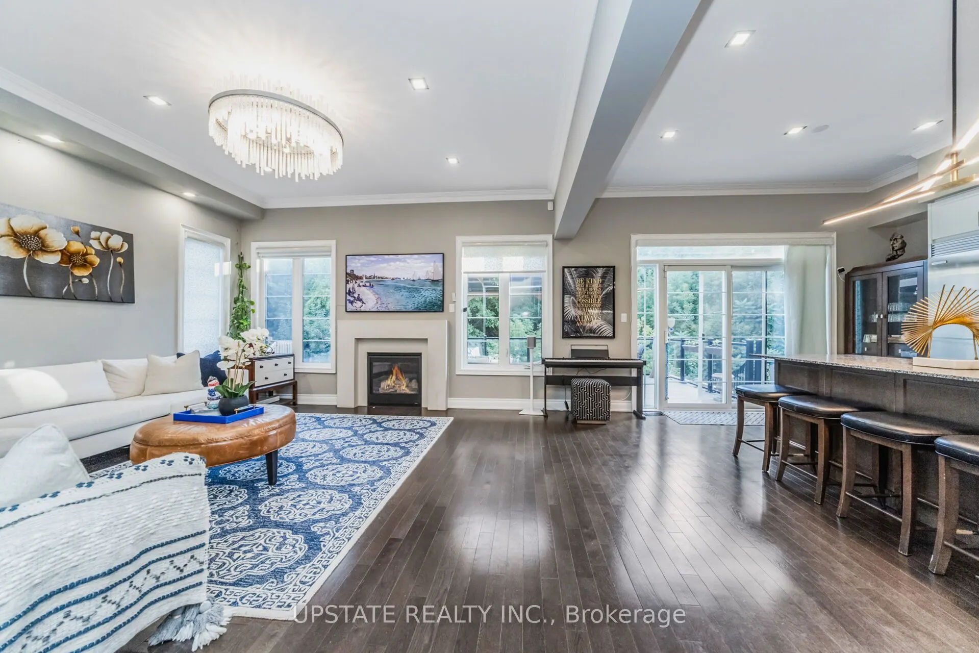 10 VINEYARD Drive