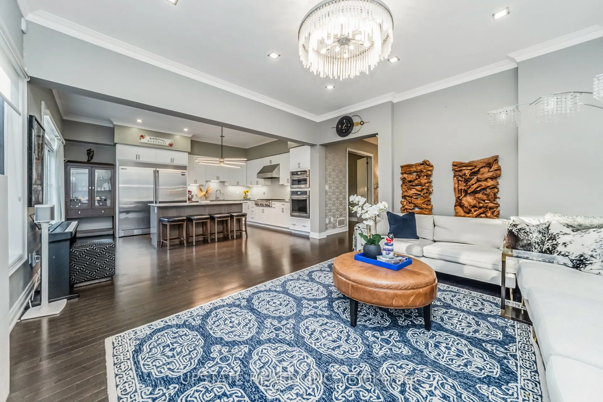 10 VINEYARD Drive