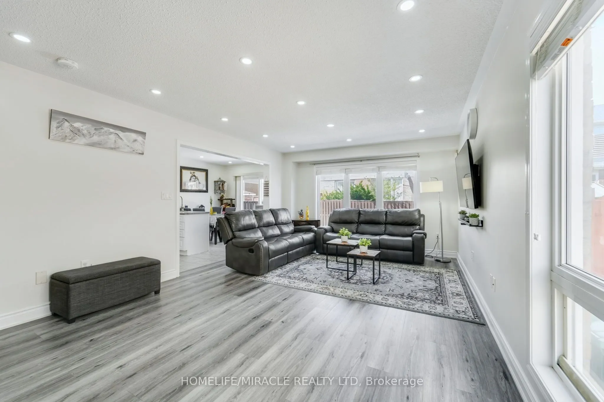 48 Jessop Drive