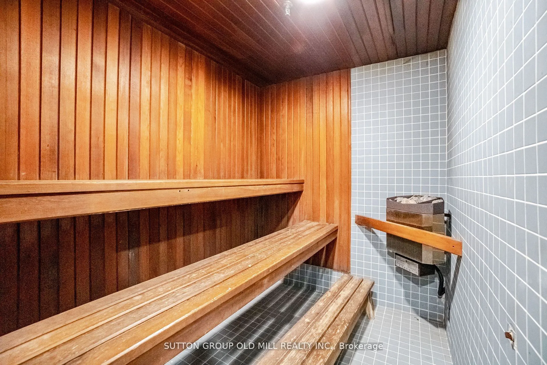 1360 Rathburn Road E, #504