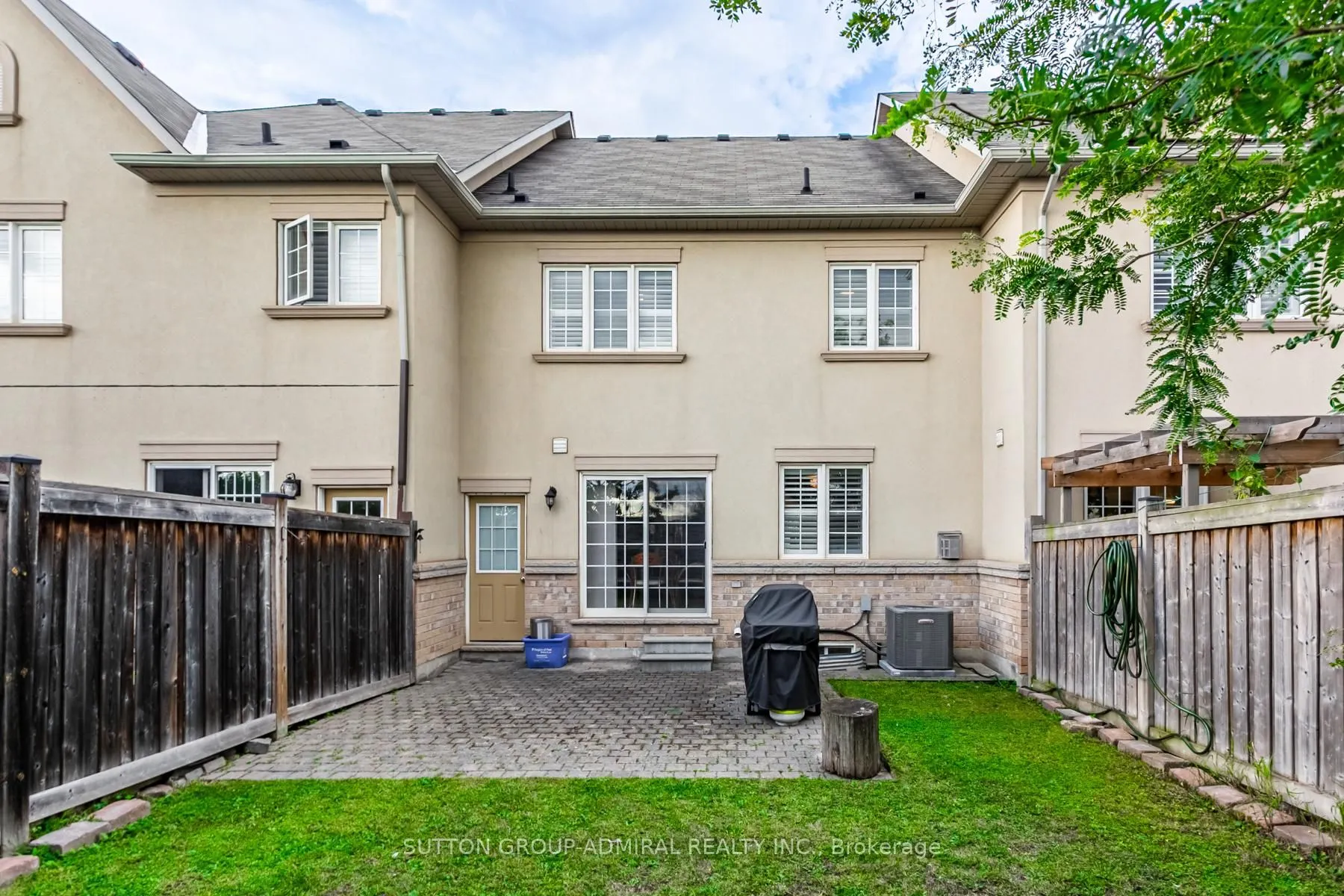 34 Beachville Circle