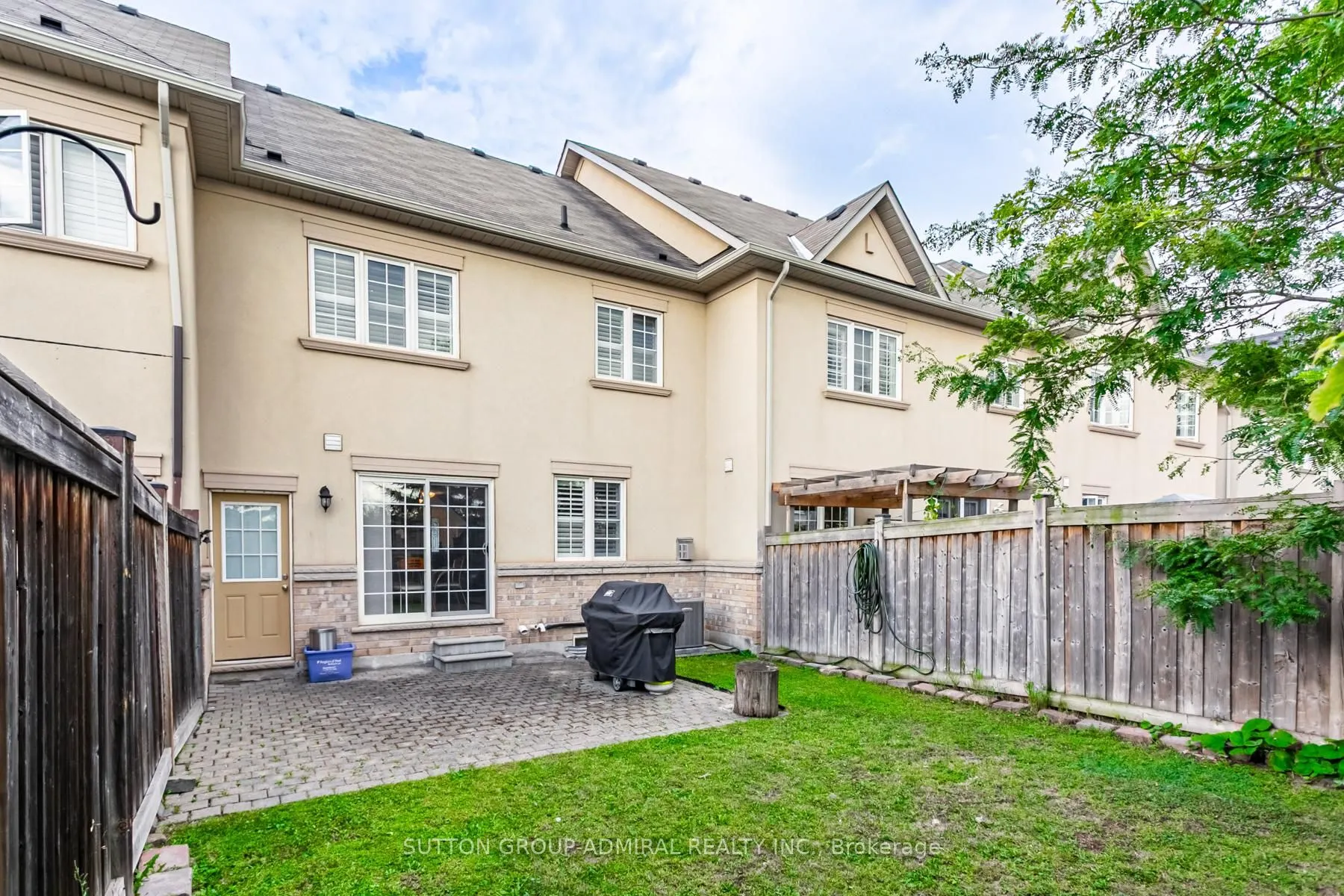 34 Beachville Circle