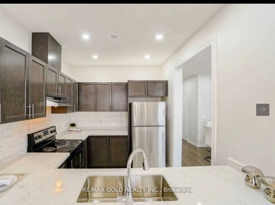 22 Davenfield Circle