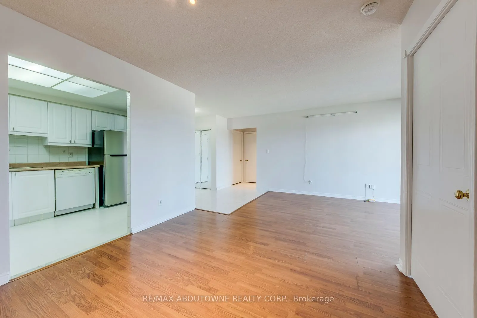 135 Hillcrest Avenue, #1415