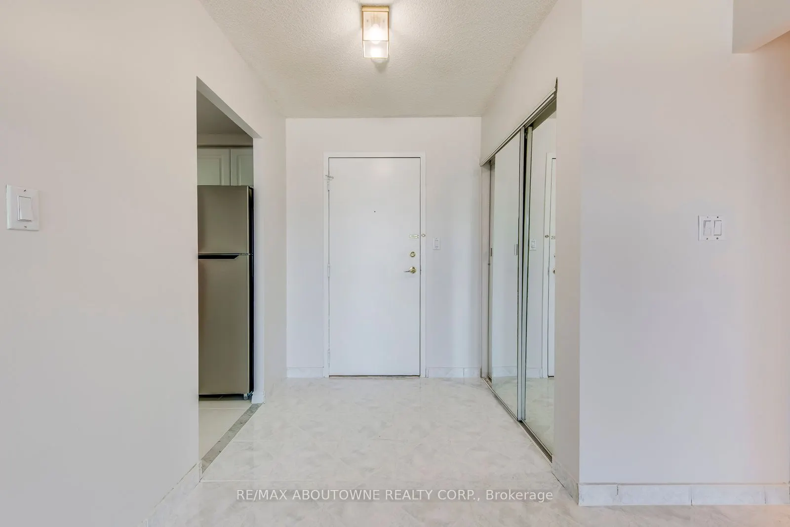 135 Hillcrest Avenue, #1415