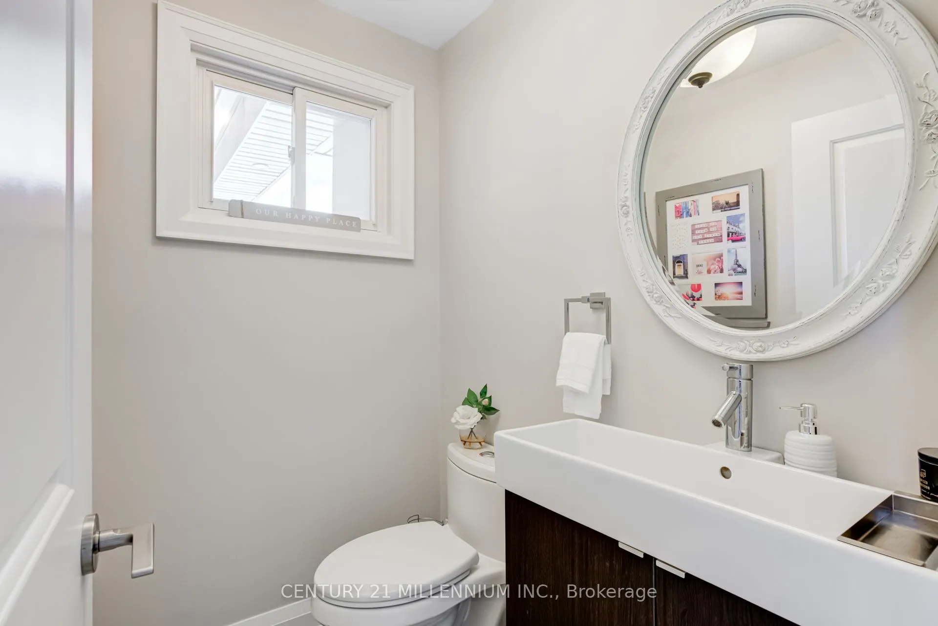 14 Greystone Crescent