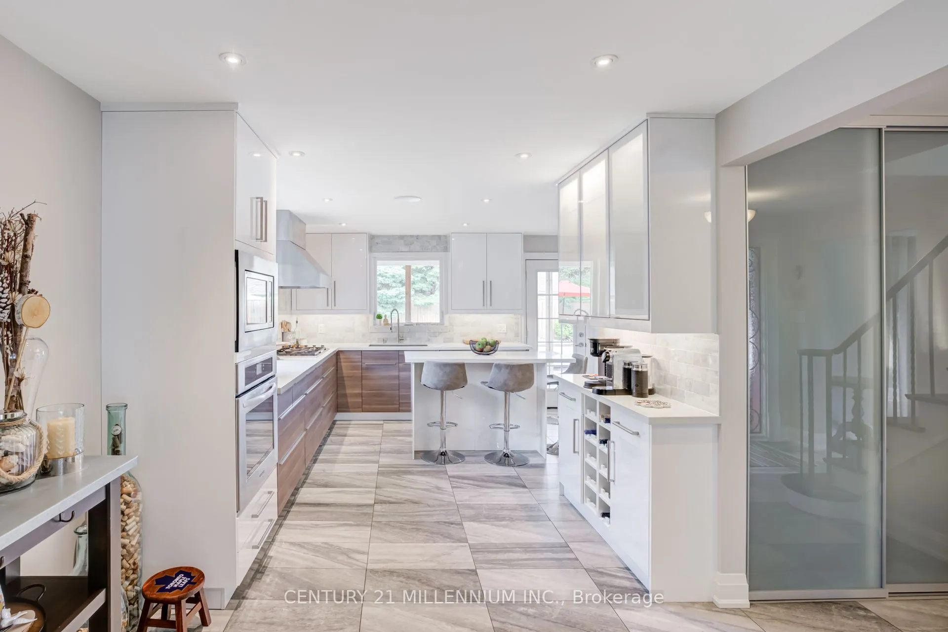 14 Greystone Crescent