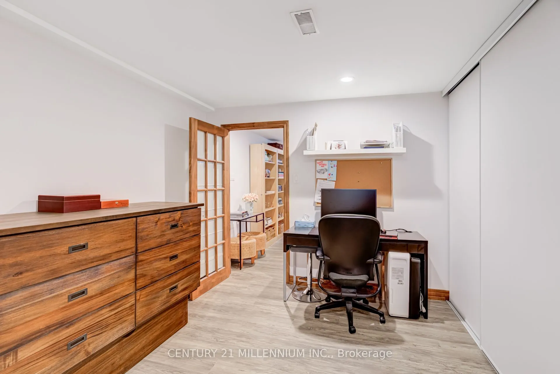 14 Greystone Crescent