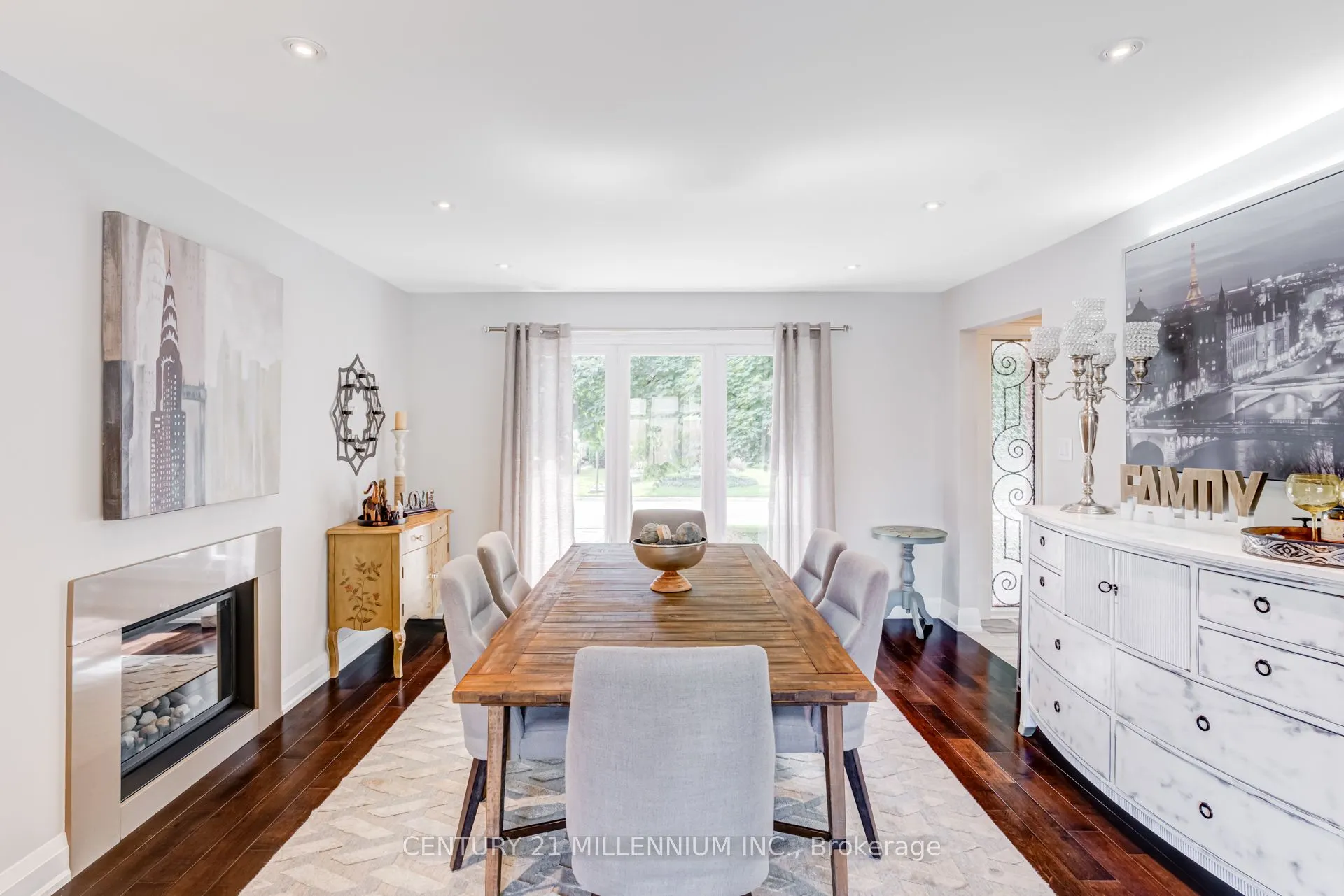 14 Greystone Crescent
