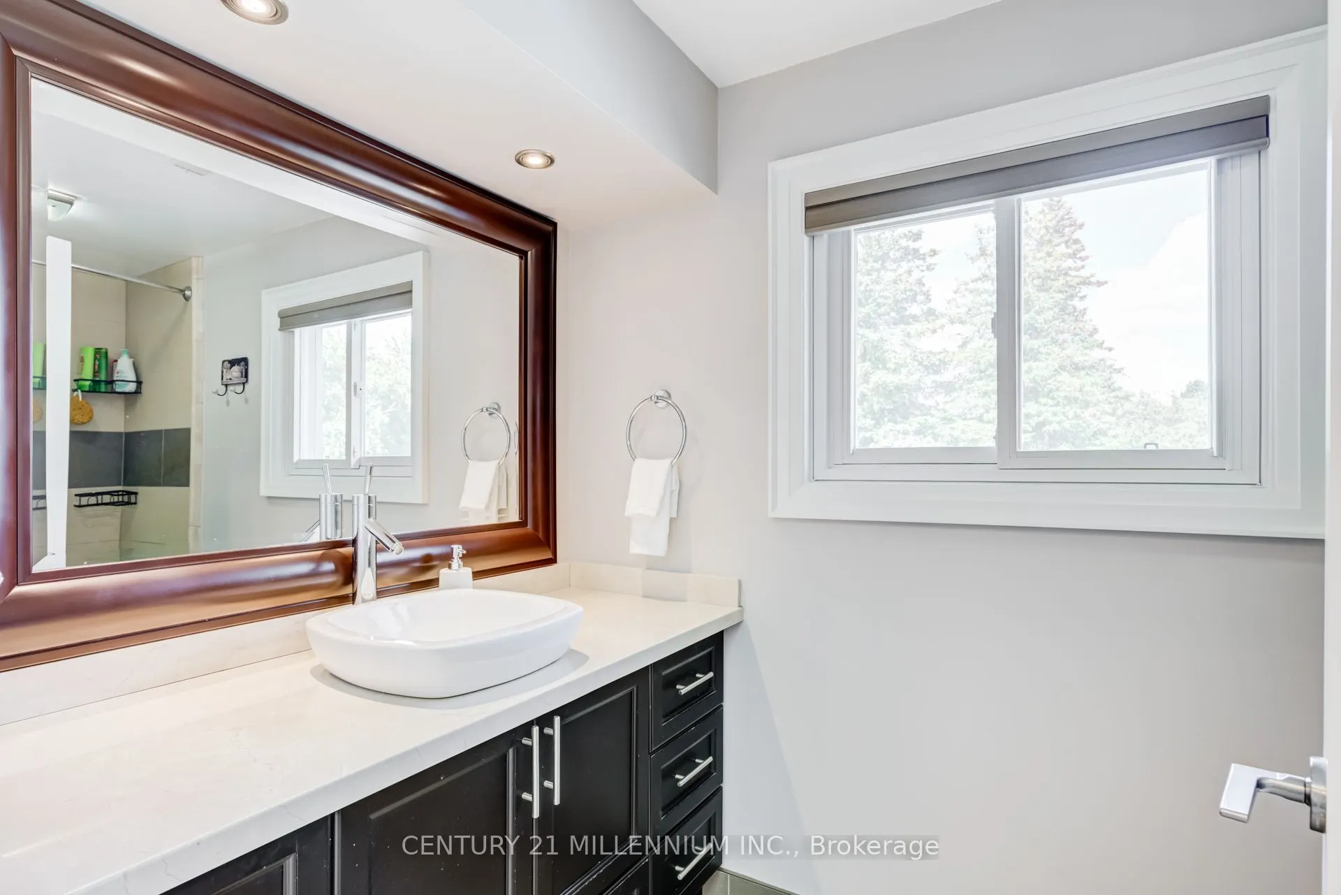 14 Greystone Crescent