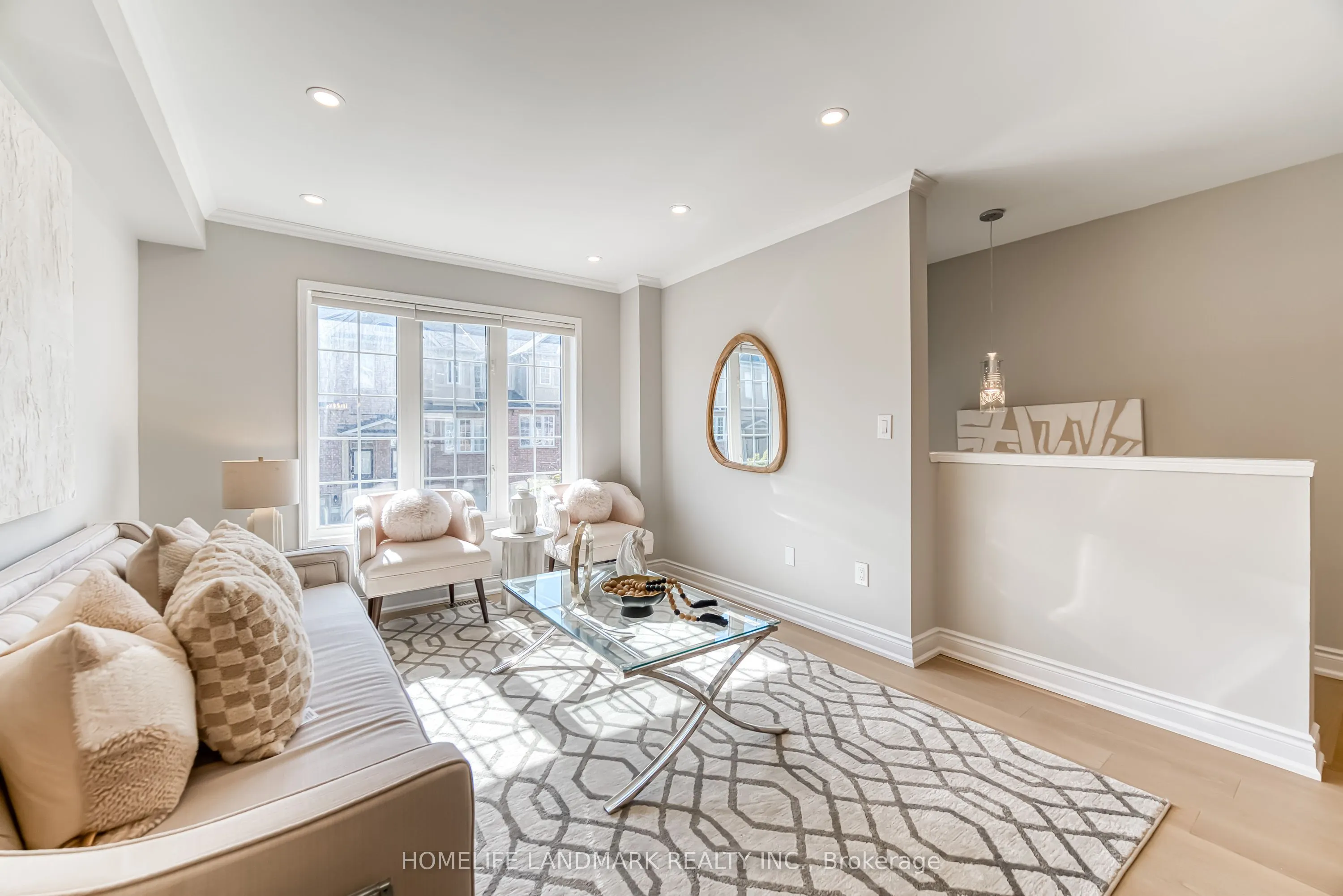 5055 Heatherleigh Avenue, #139