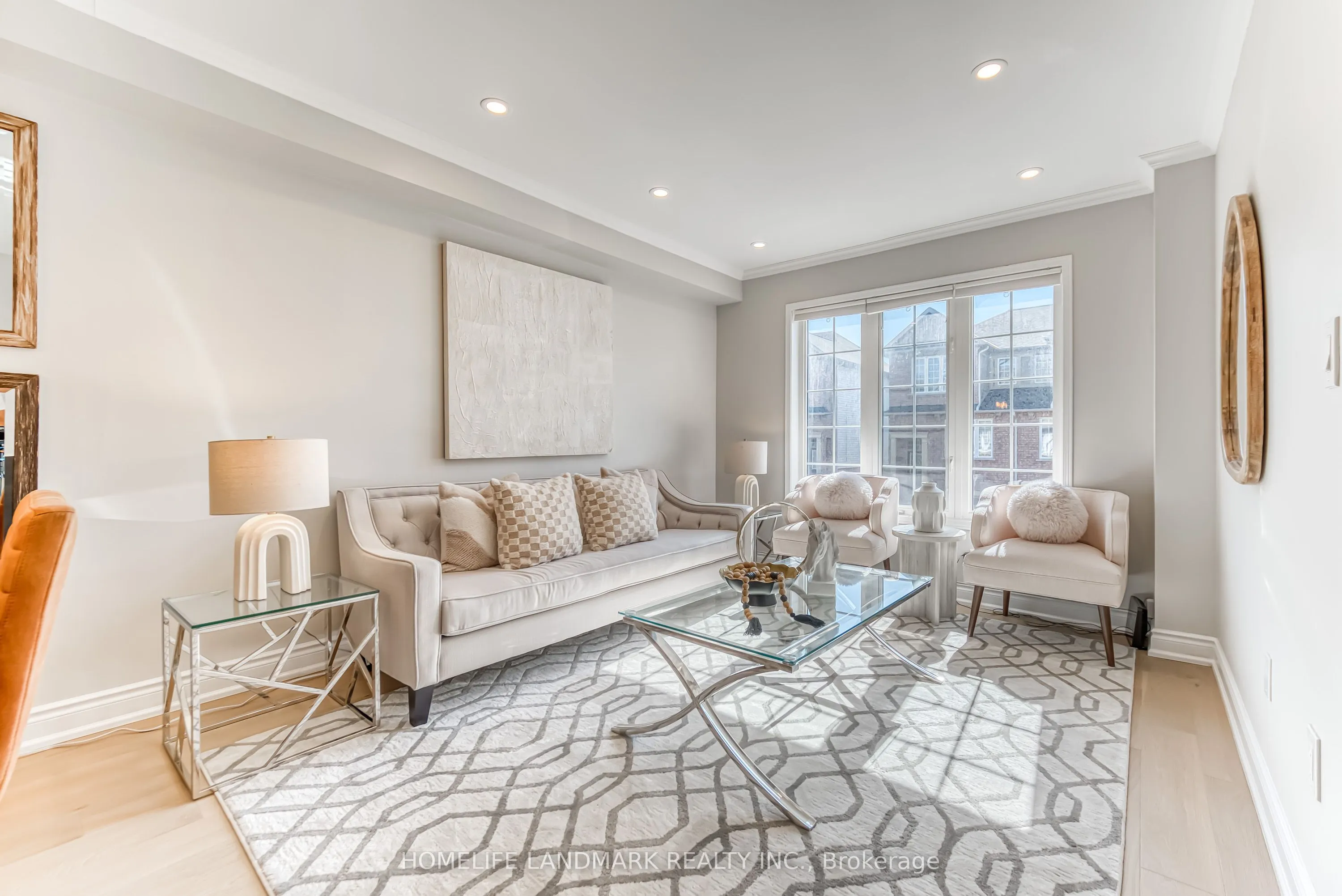 5055 Heatherleigh Avenue, #139