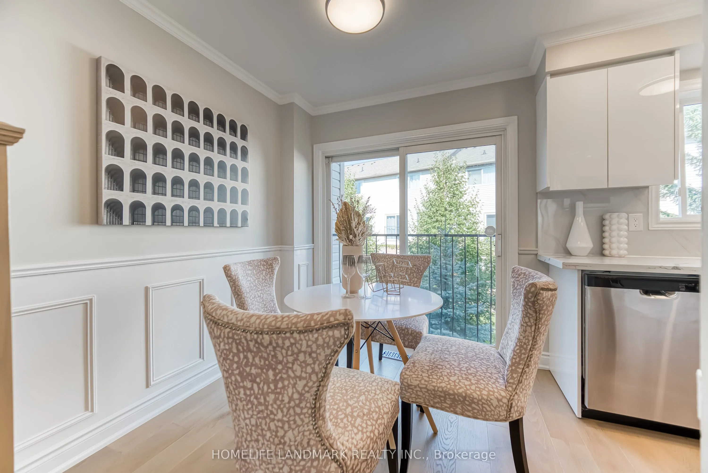 5055 Heatherleigh Avenue, #139