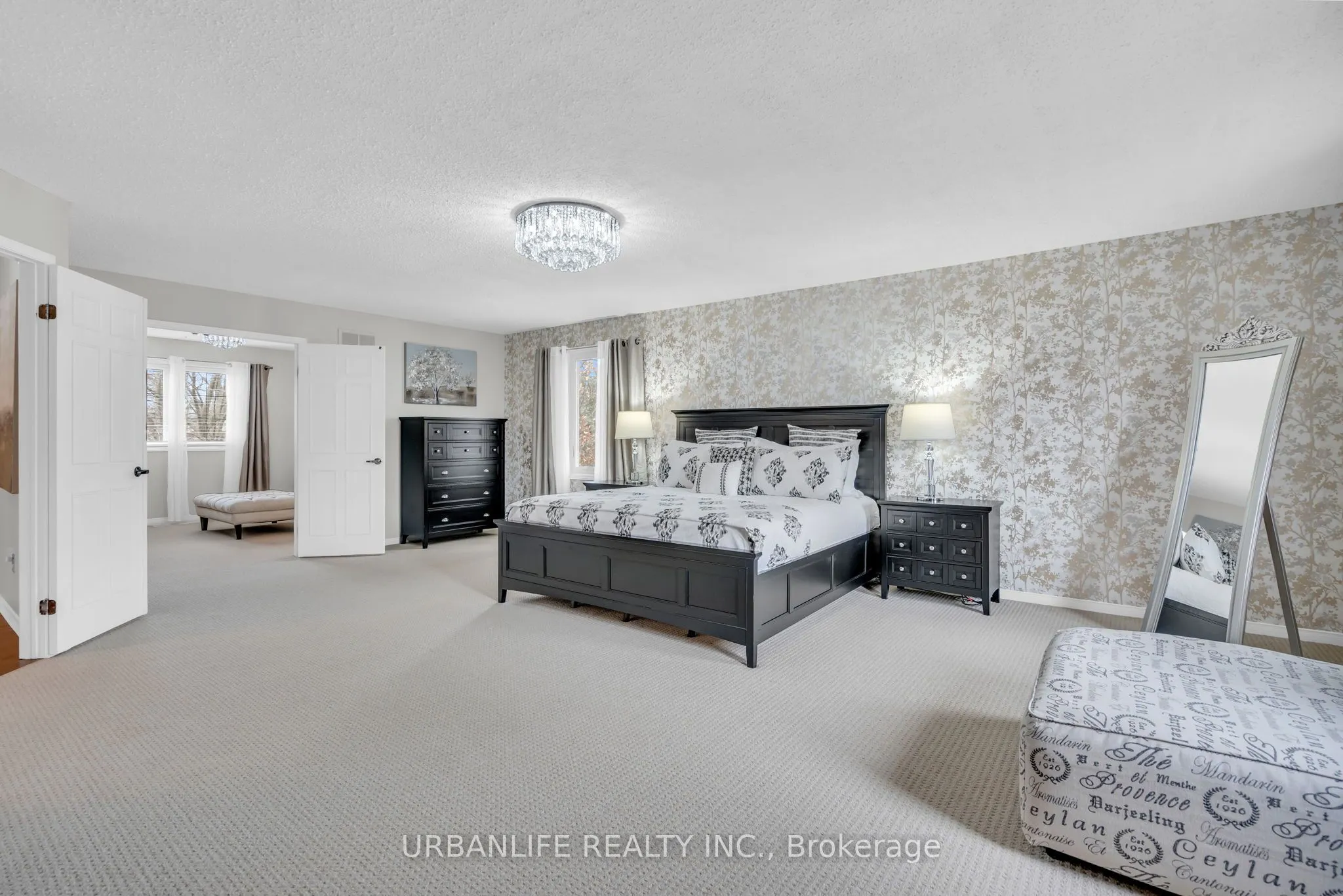 50 Lombardy Crescent