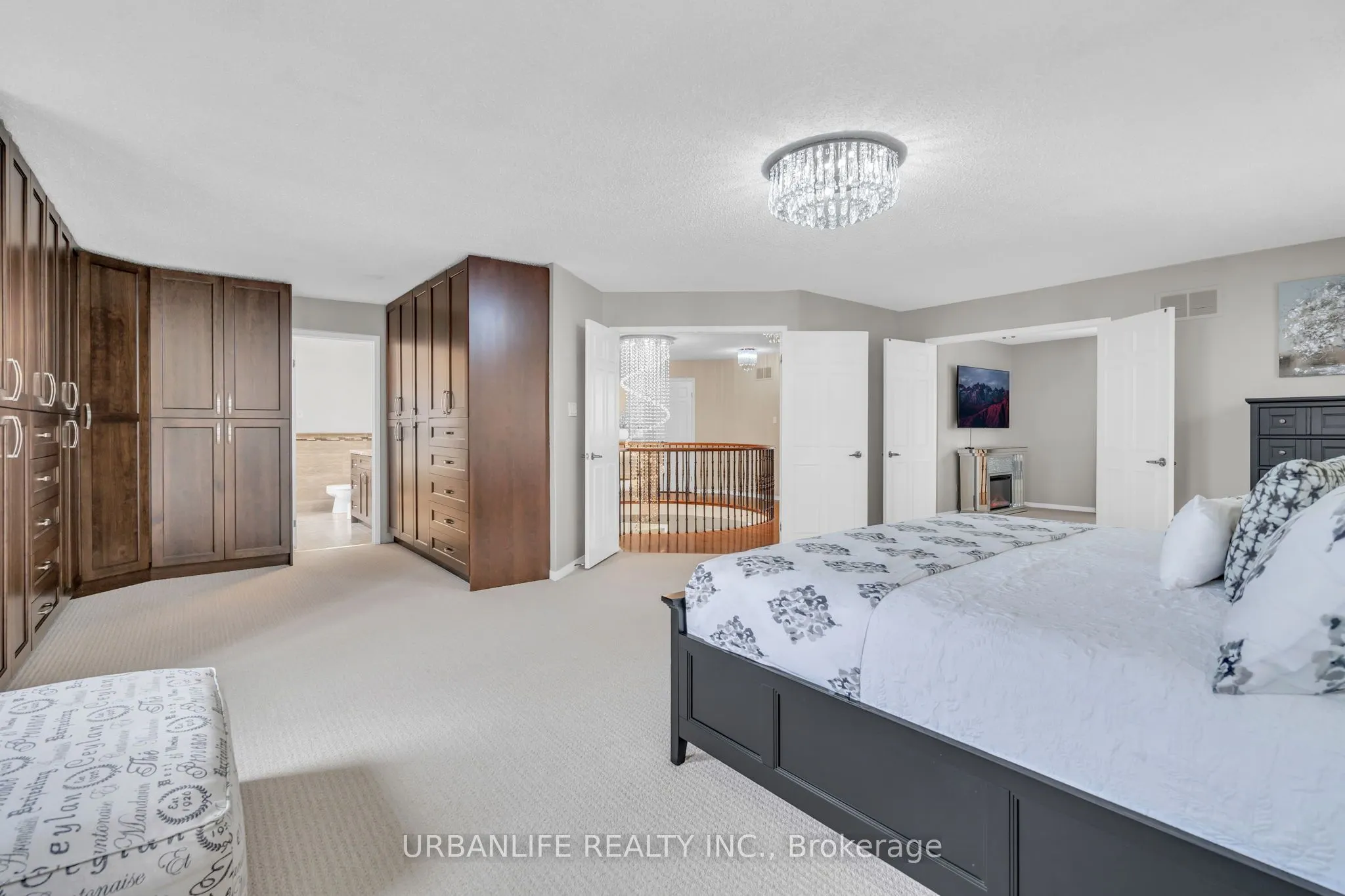 50 Lombardy Crescent
