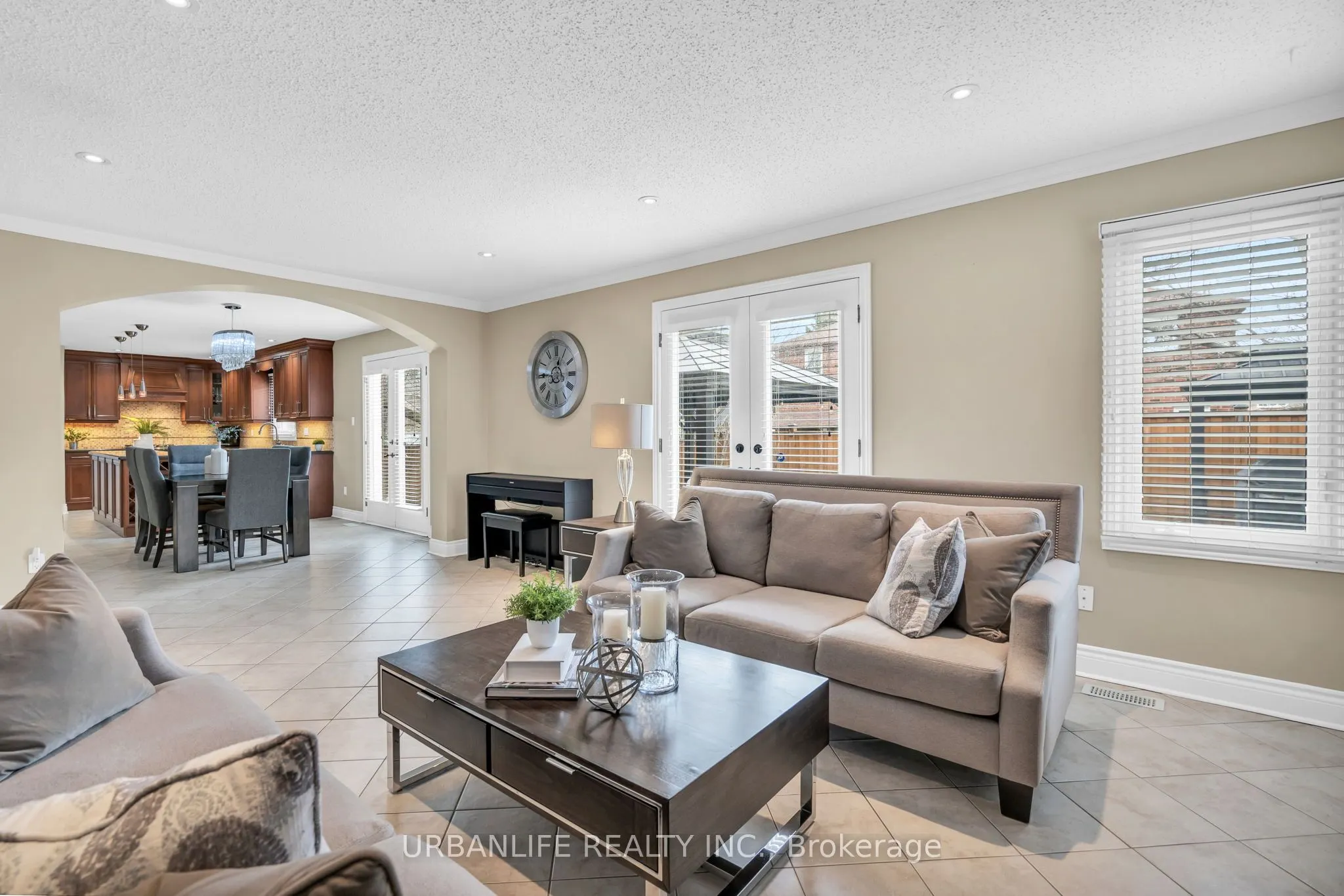 50 Lombardy Crescent