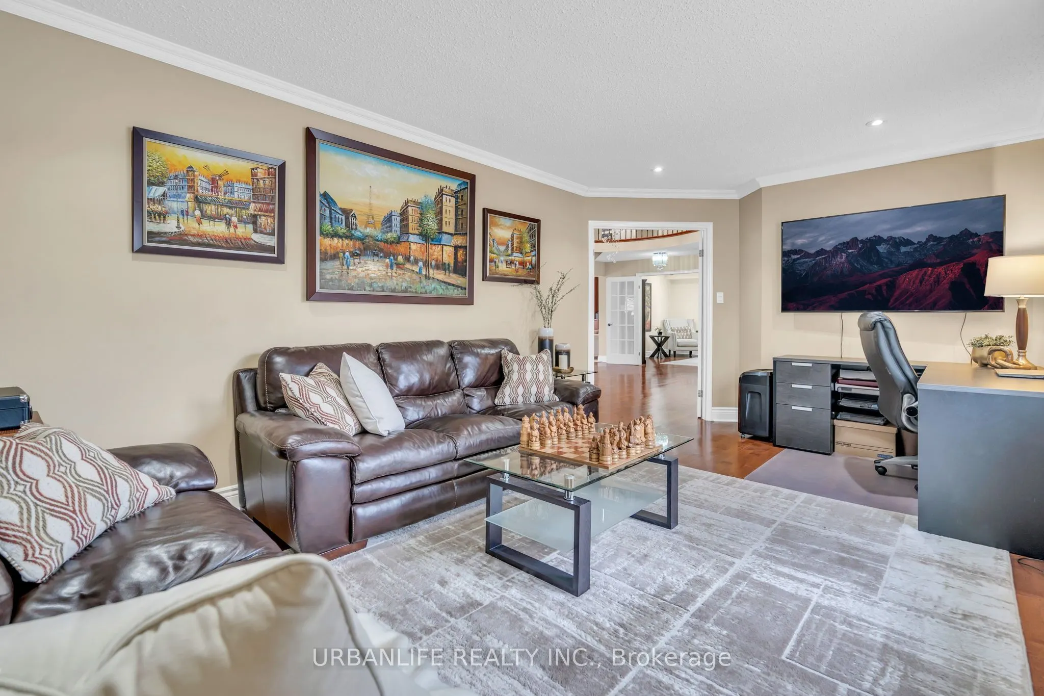 50 Lombardy Crescent