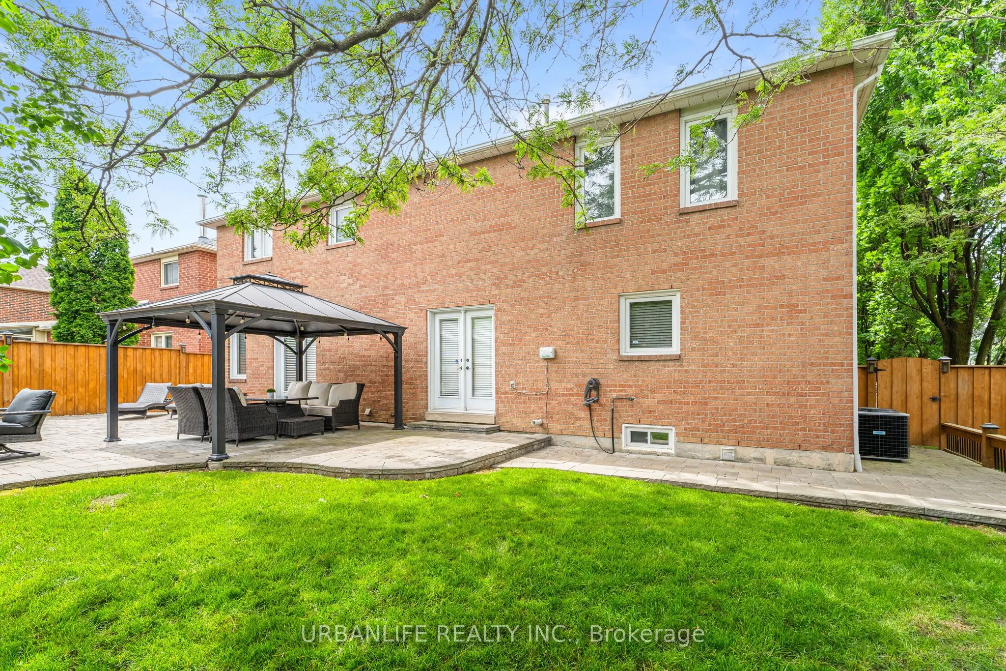 50 Lombardy Crescent