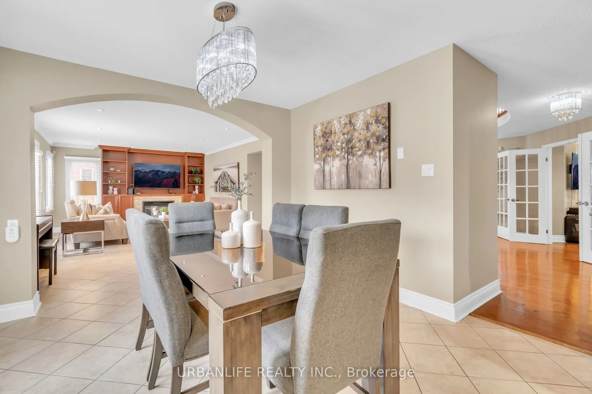50 Lombardy Crescent
