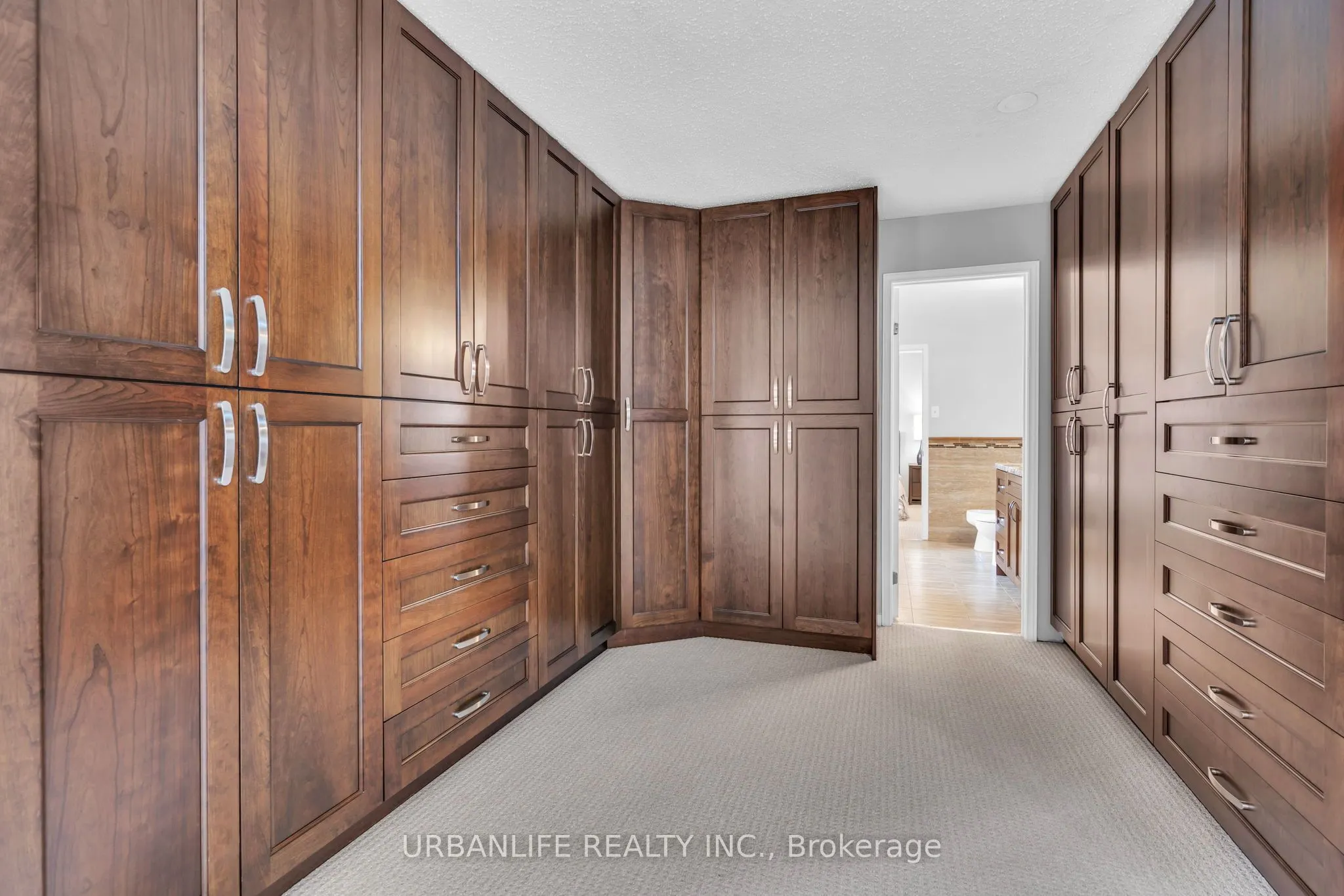 50 Lombardy Crescent