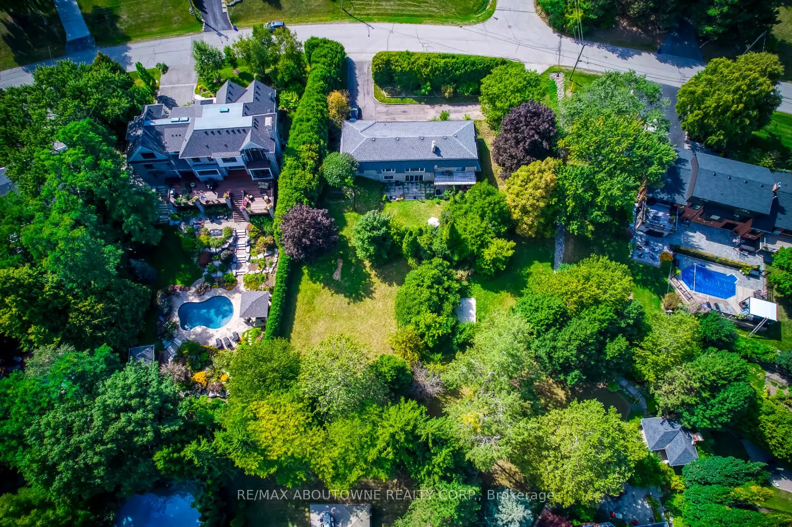1310 Beaufort Drive