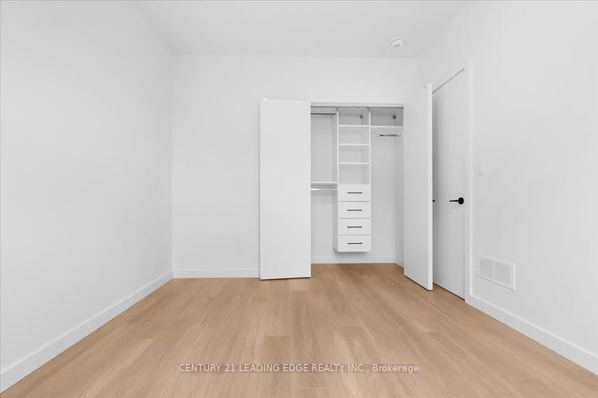 10 Summit Avenue, #3