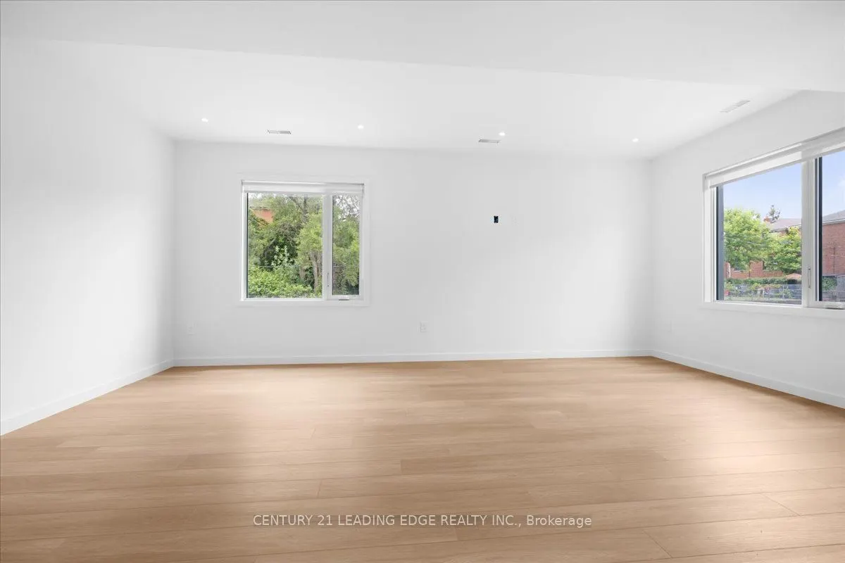 10 Summit Avenue, #3