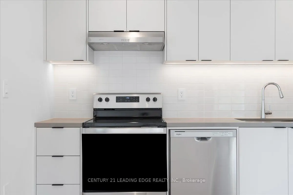 10 Summit Avenue, #3