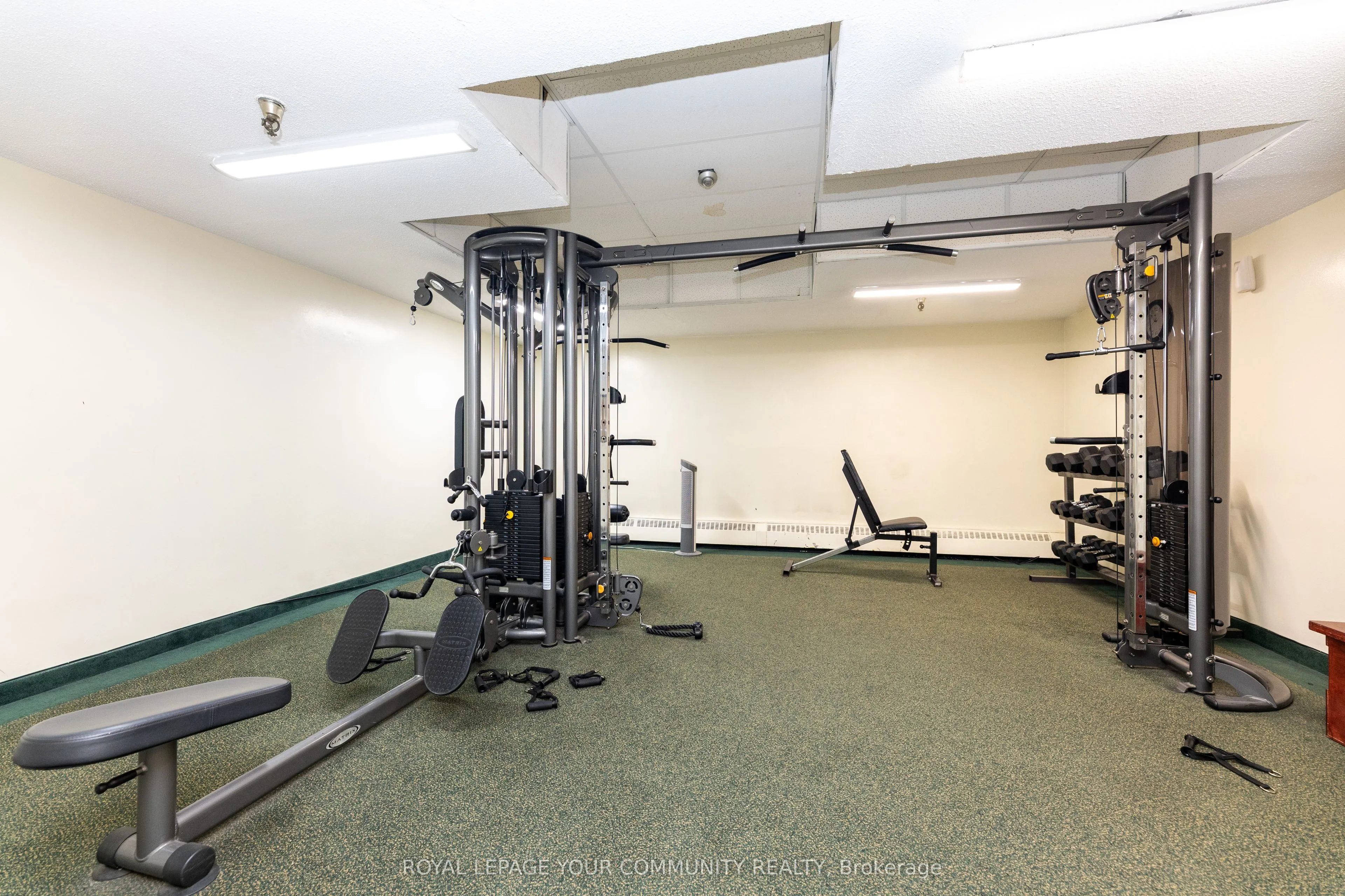 3390 Weston Road N, #901