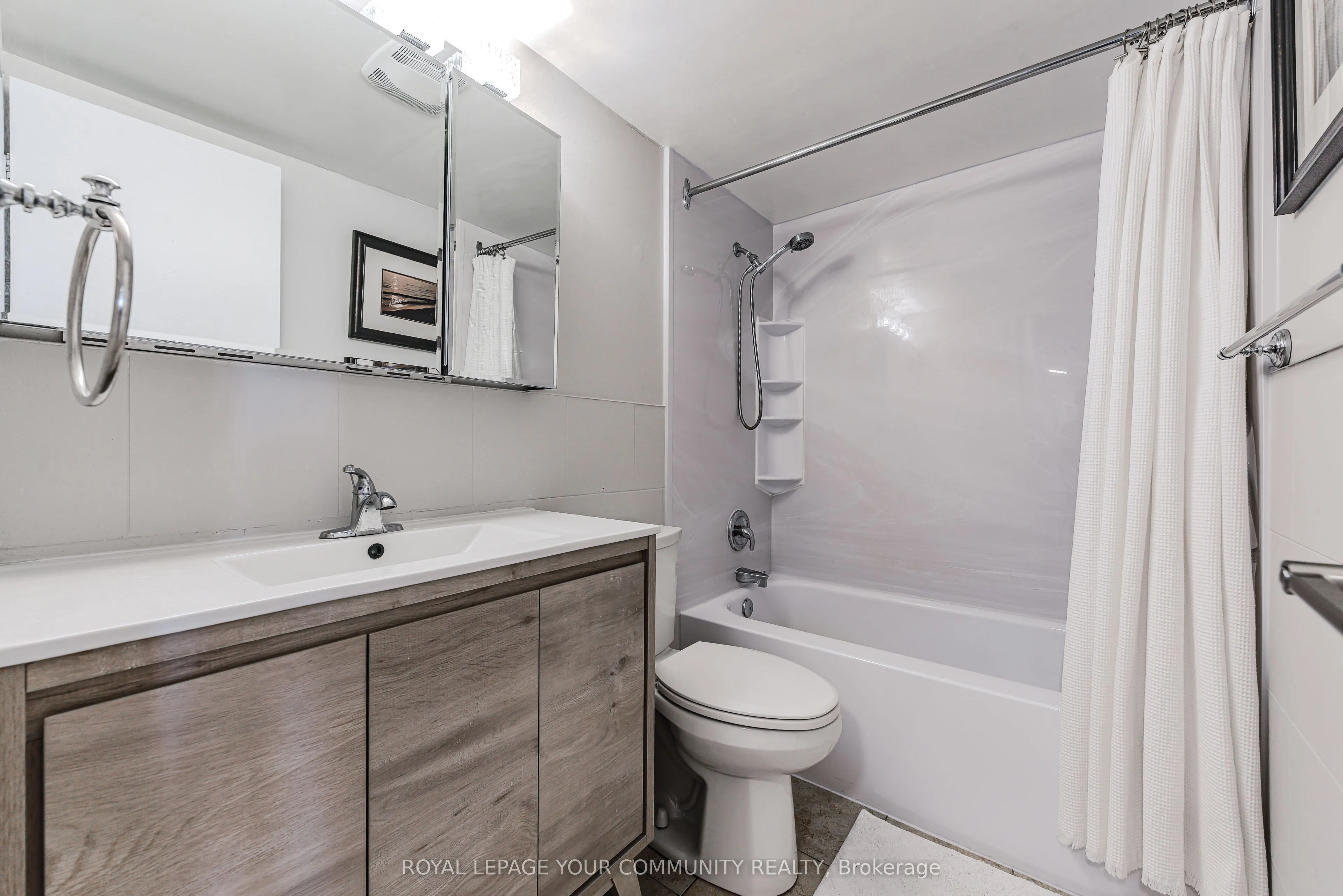 3390 Weston Road N, #901