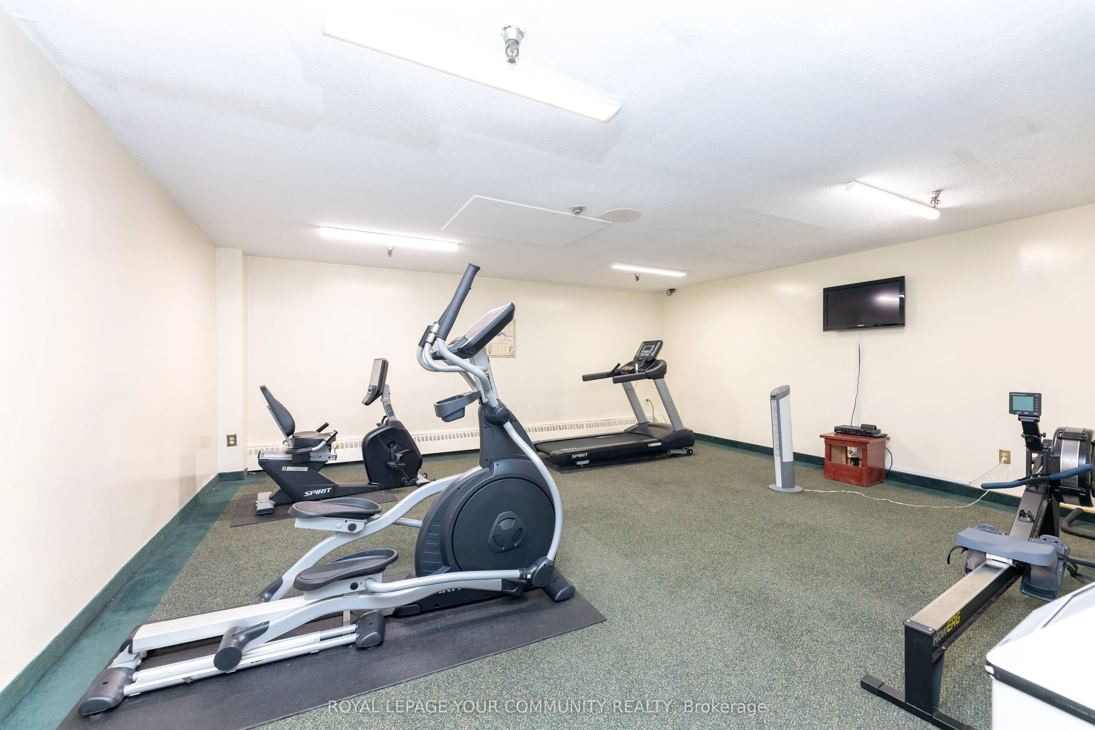 3390 Weston Road N, #901
