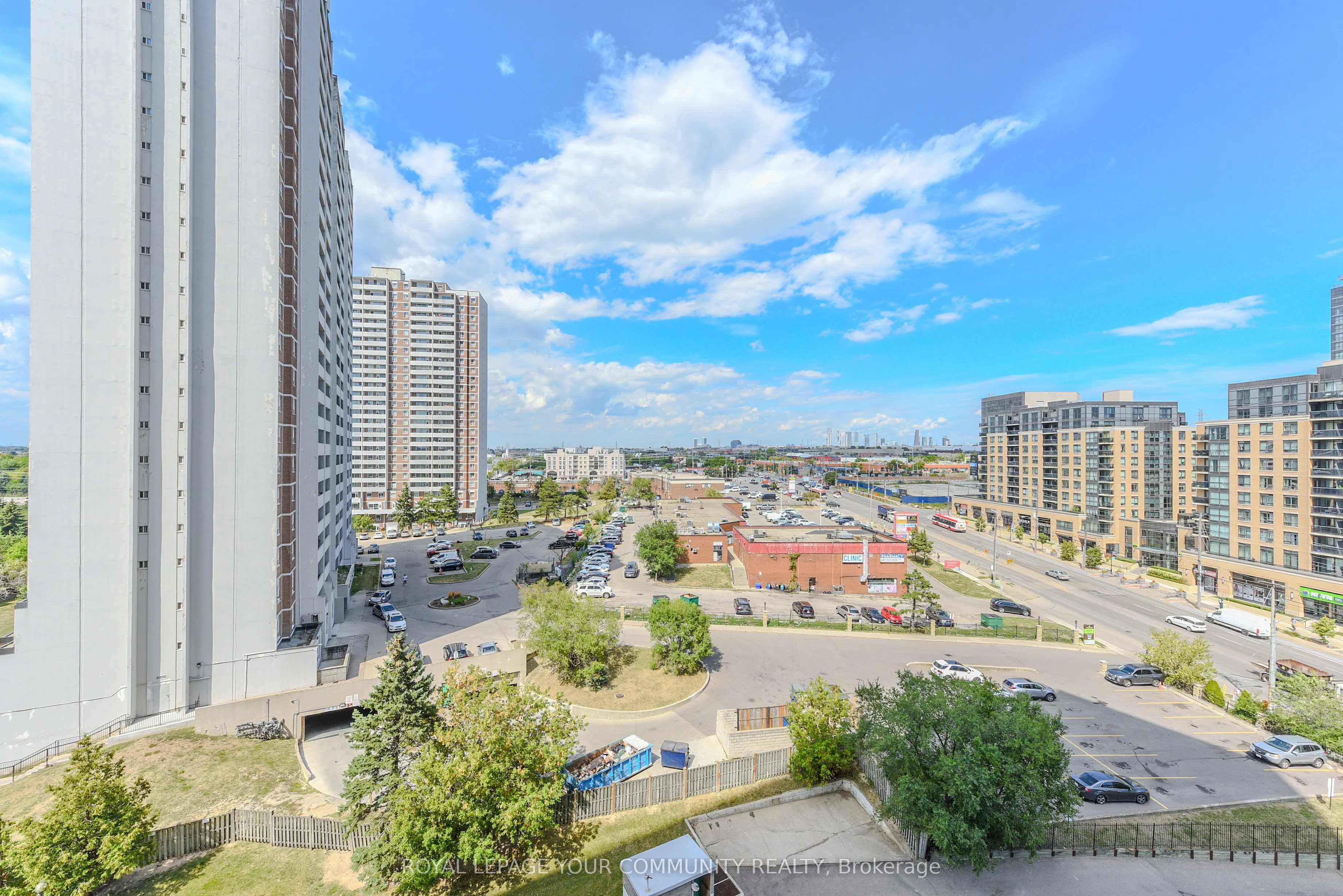 3390 Weston Road N, #901