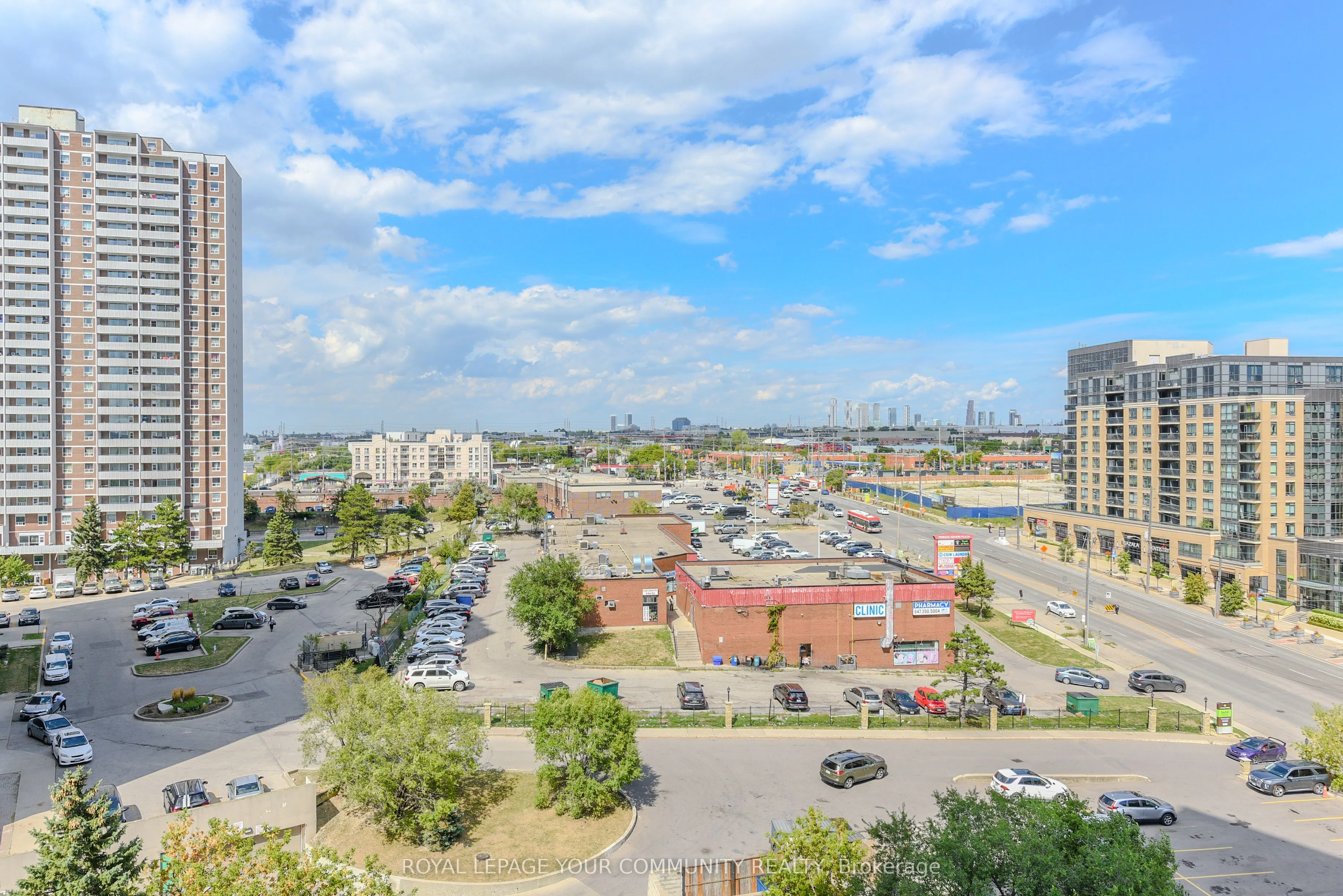 3390 Weston Road N, #901