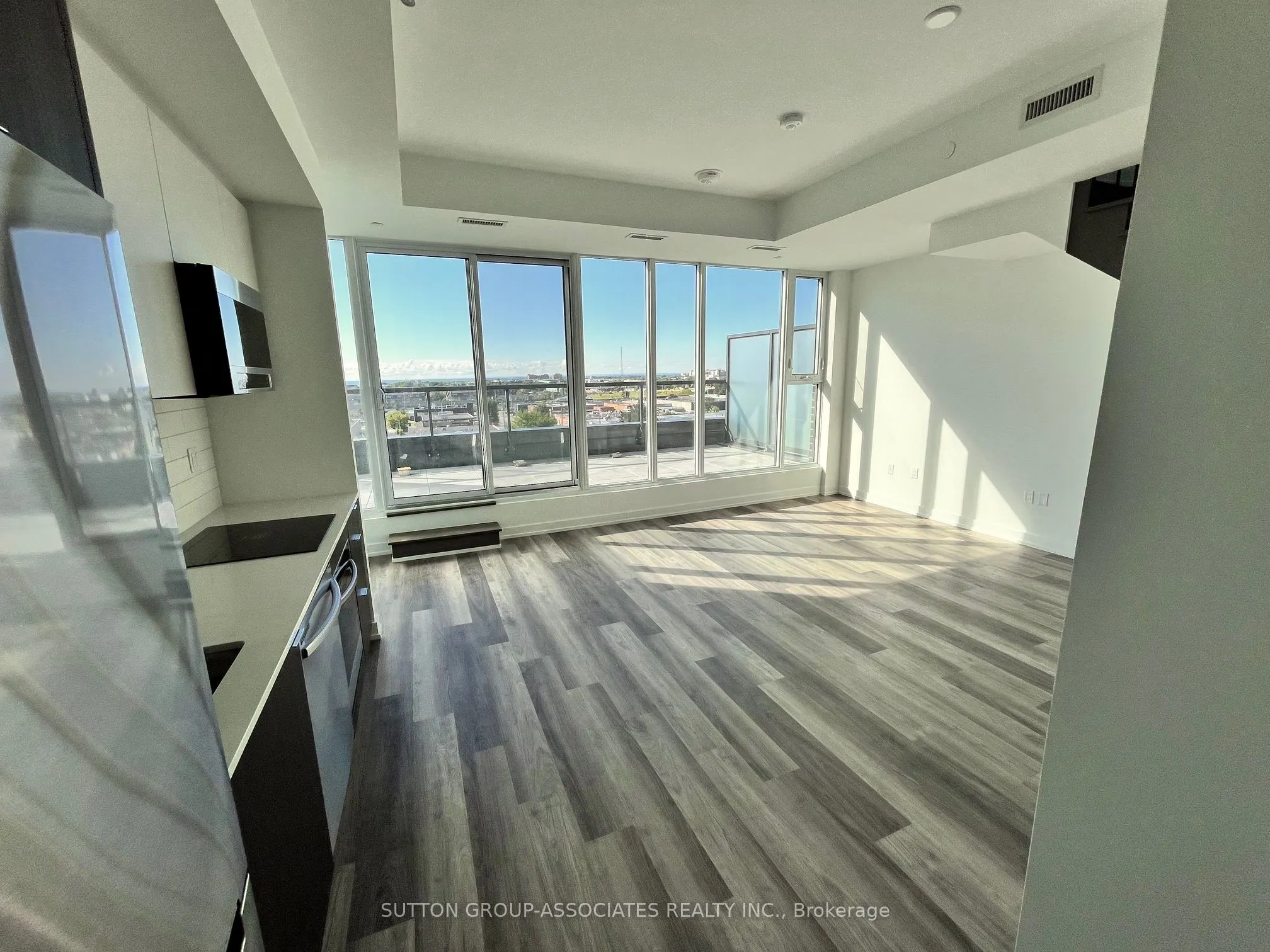 880 The Queensway, #708