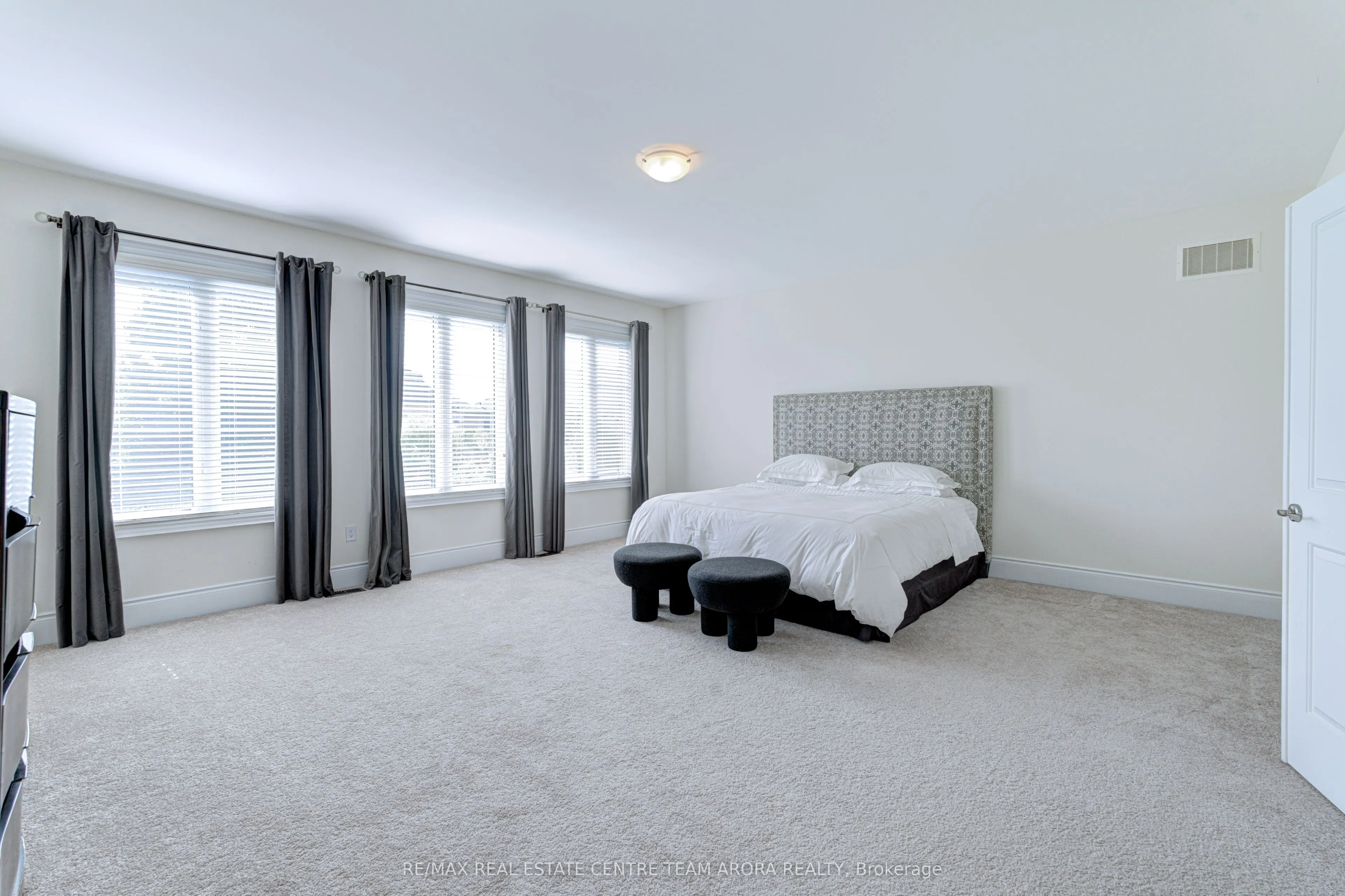20 Hickory Ridge Court