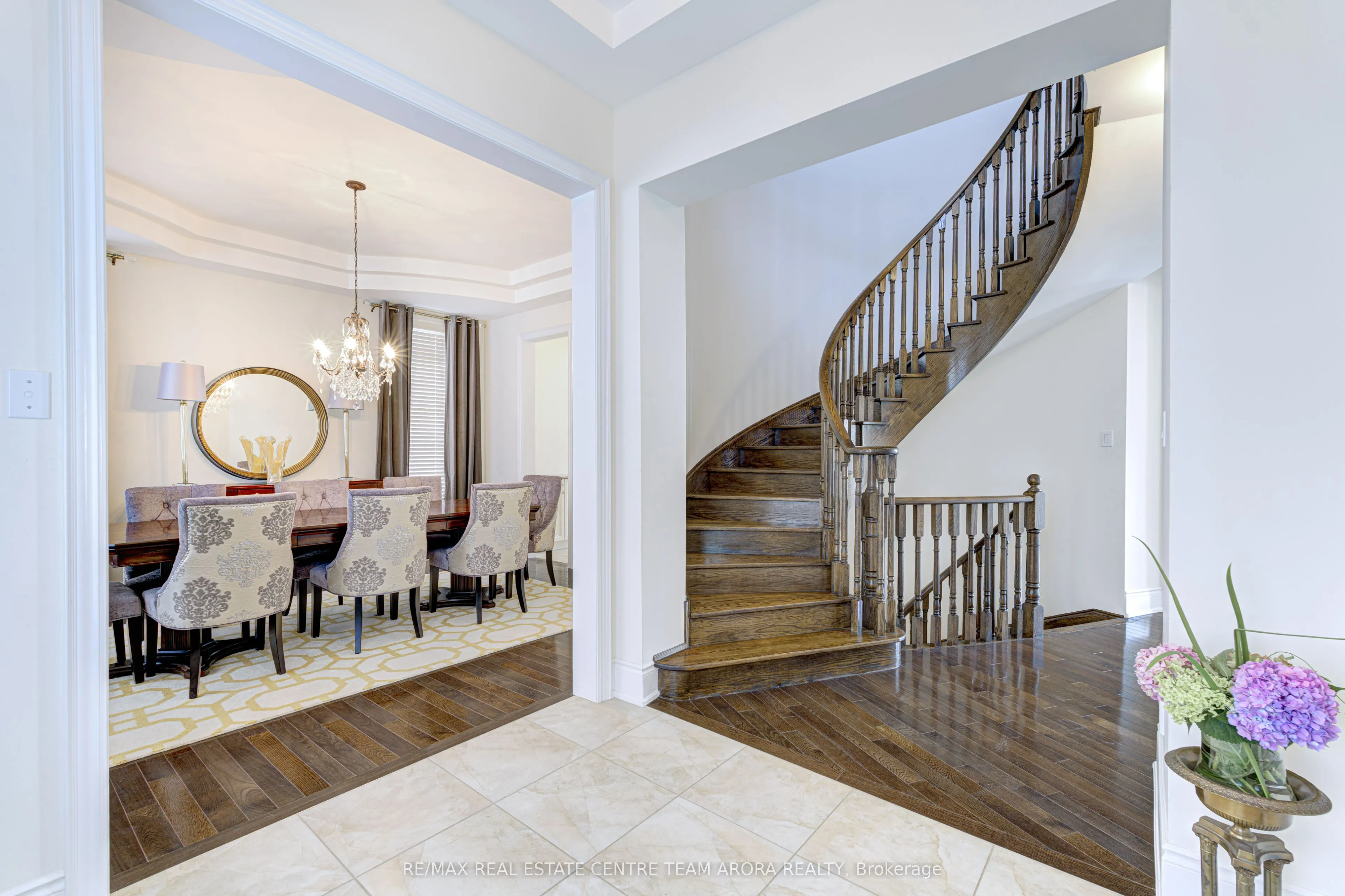 20 Hickory Ridge Court