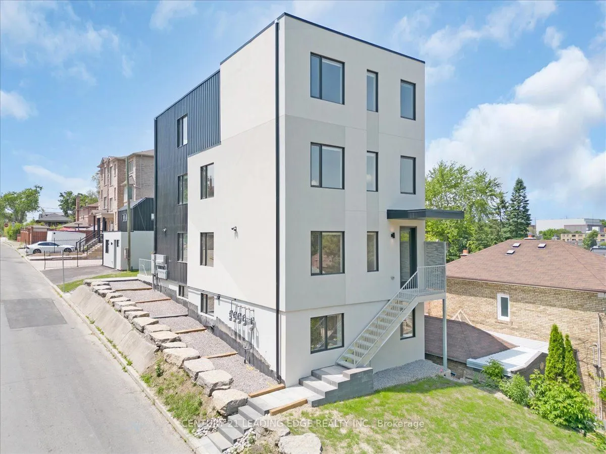 10 Summit Avenue, #4