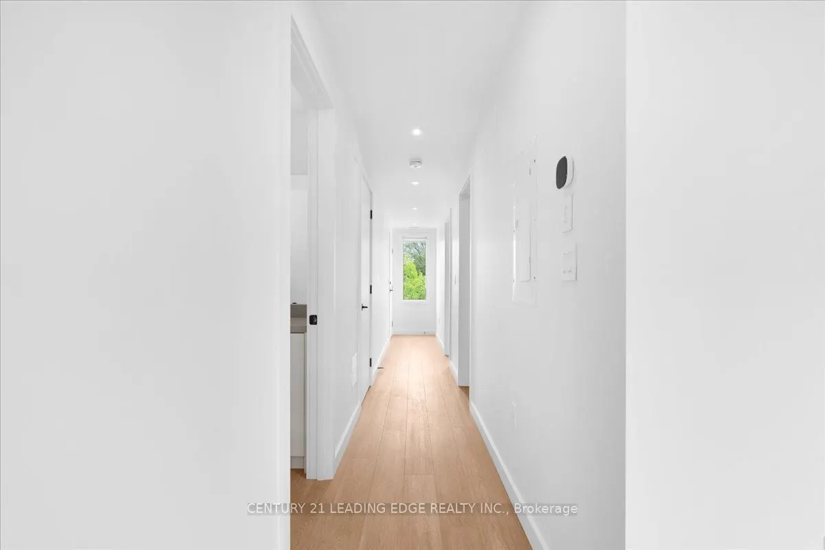 10 Summit Avenue, #4